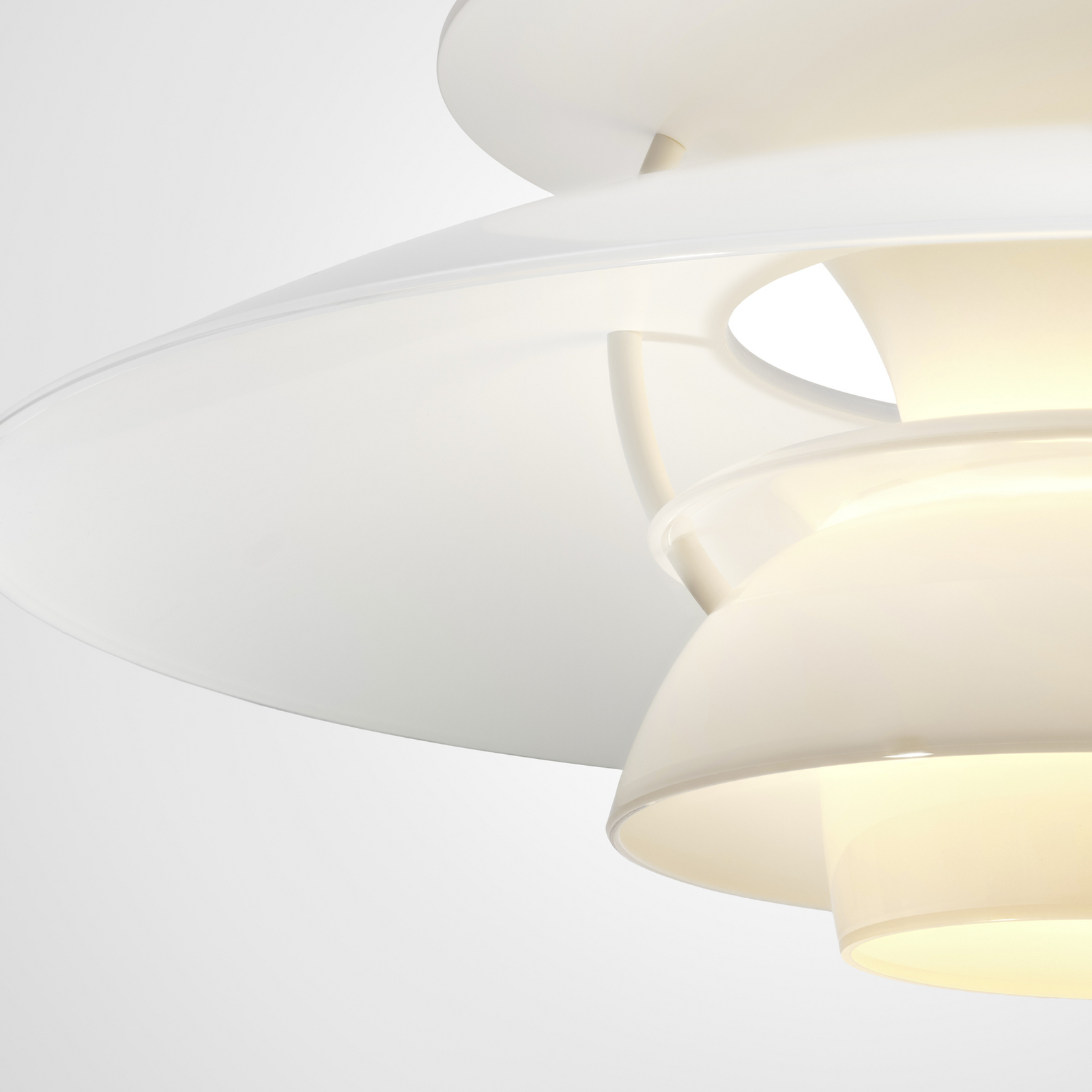 Louis Poulsen hanglamp PH 5 320, opaalwit, E14 Louis Poulsen hanglamp PH 5 320, opaalwit, E14