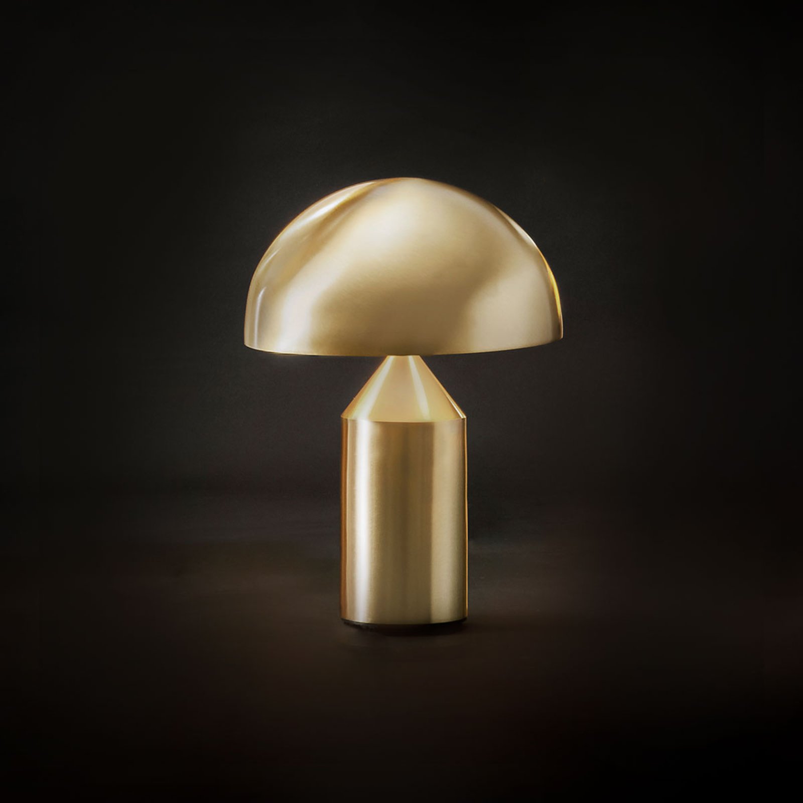 Oluce Atollo bordlampe, aluminium, Ø 25 cm, gull