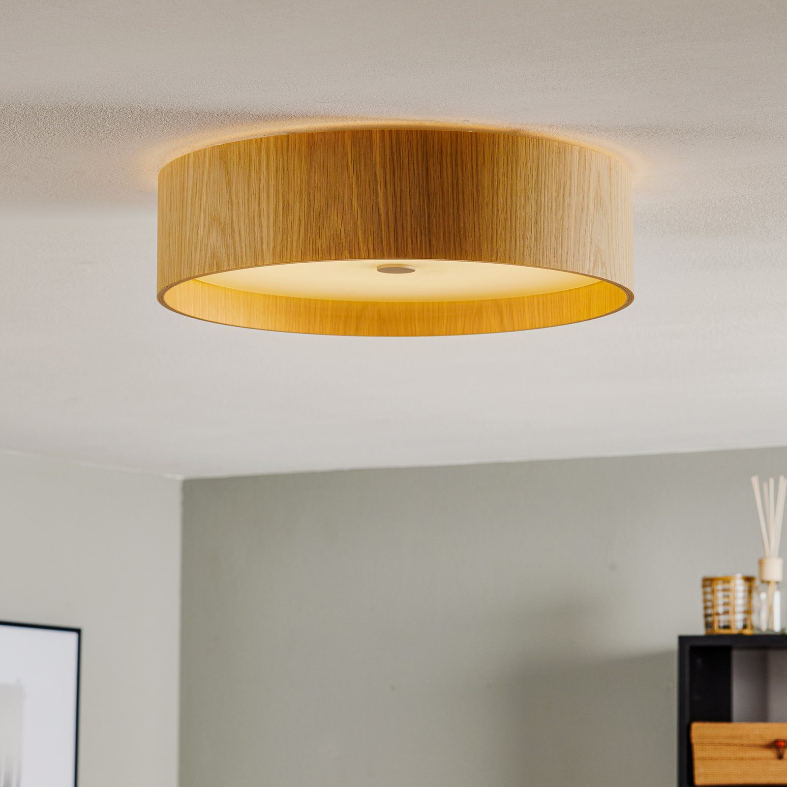 LARAwood M LED ceiling light, white oak, Ø 43 cm