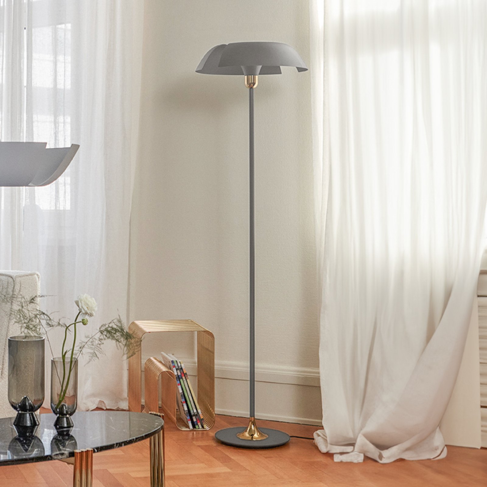 Cycnus Podna lampa Taupe/Zlato - AYTM
