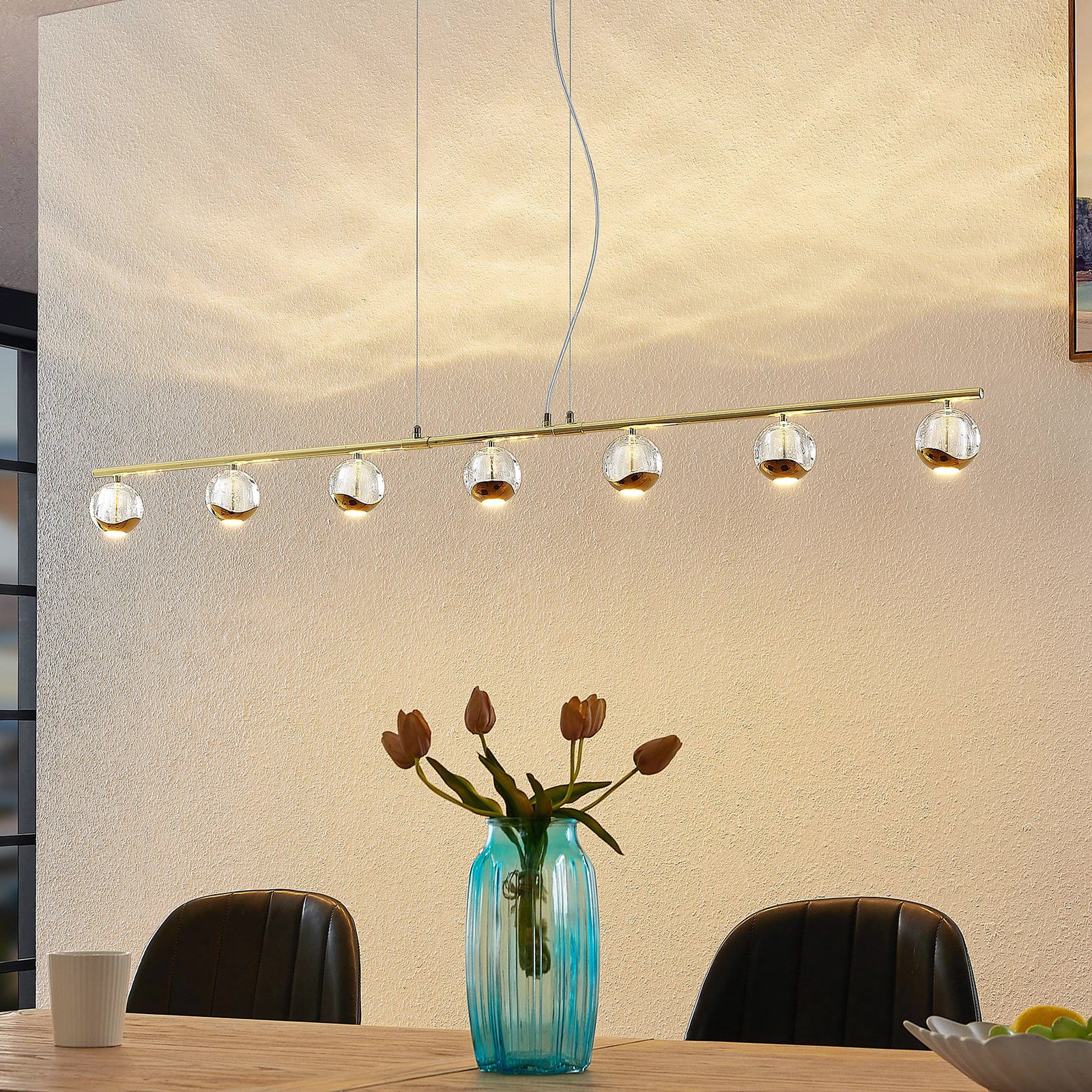 Lucande Kilio -LED-riippuvalo, 7-lamppuinen, kulta