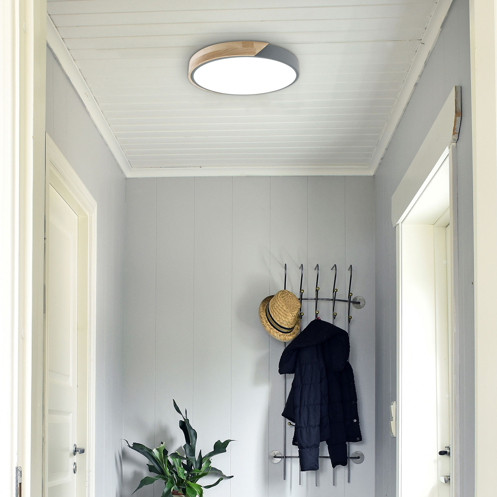 Borneo LED ceiling light with wooden frame