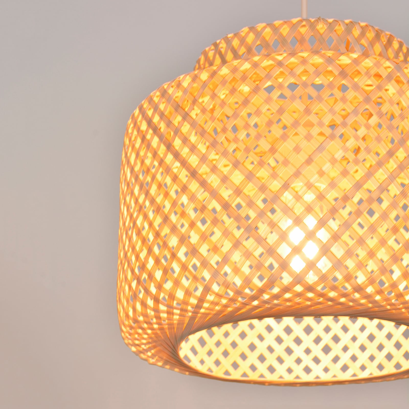 Makassar pendant light, bamboo, Ø 30 cm, bamboo