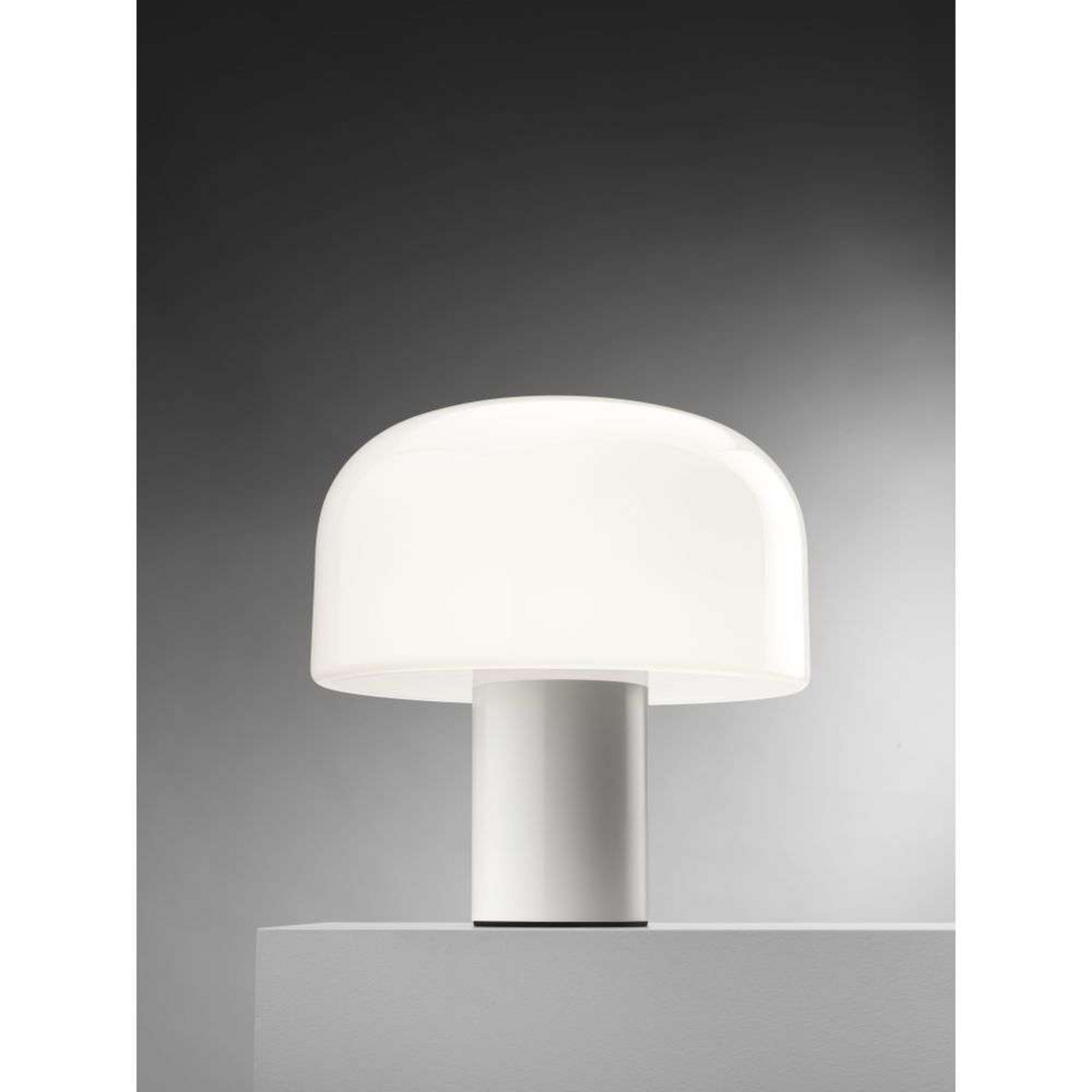 Bellhop Vidro T Candeeiro de Mesa Branco - Flos