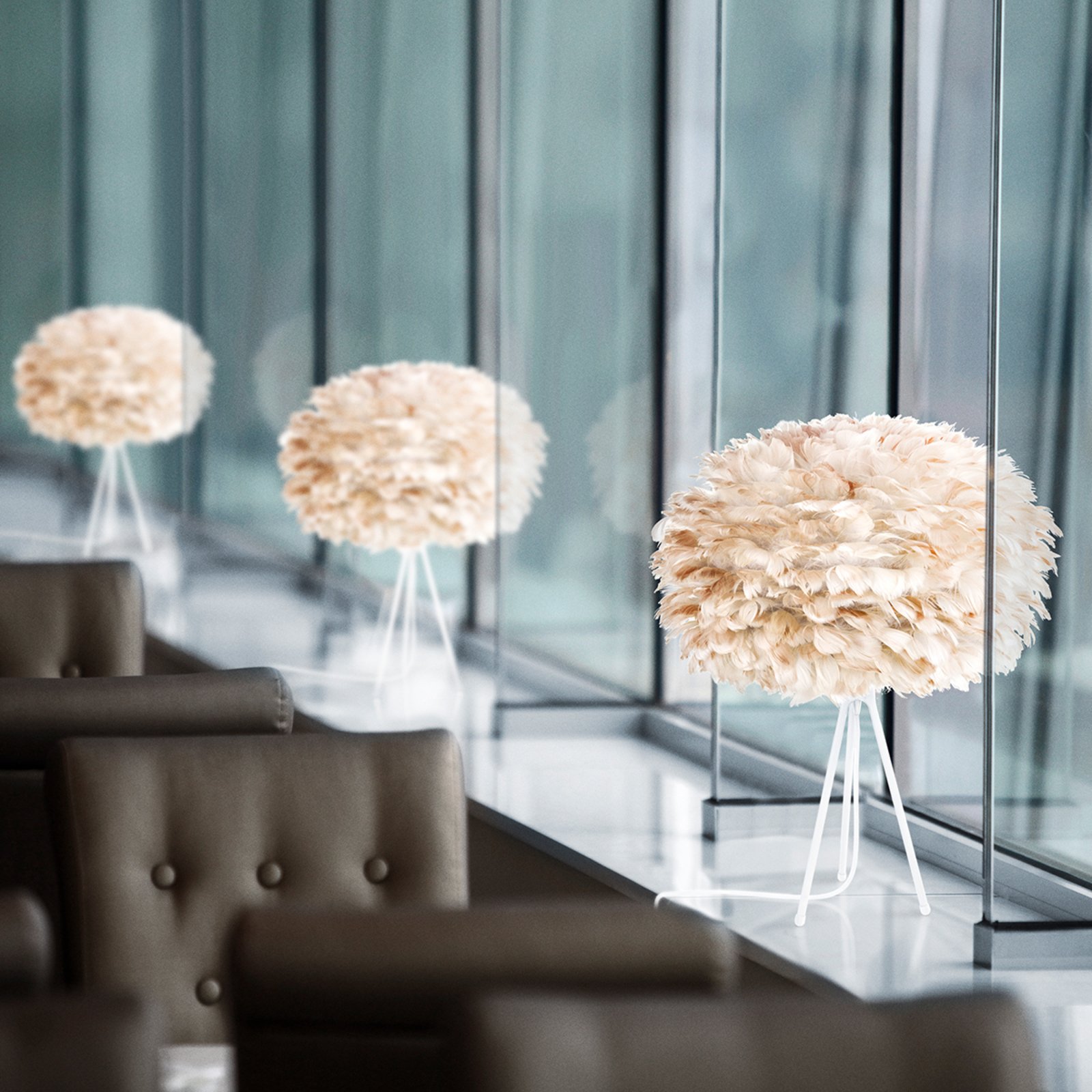 Eos Bordslampa Medium Ljus Brun/Vit - UMAGE