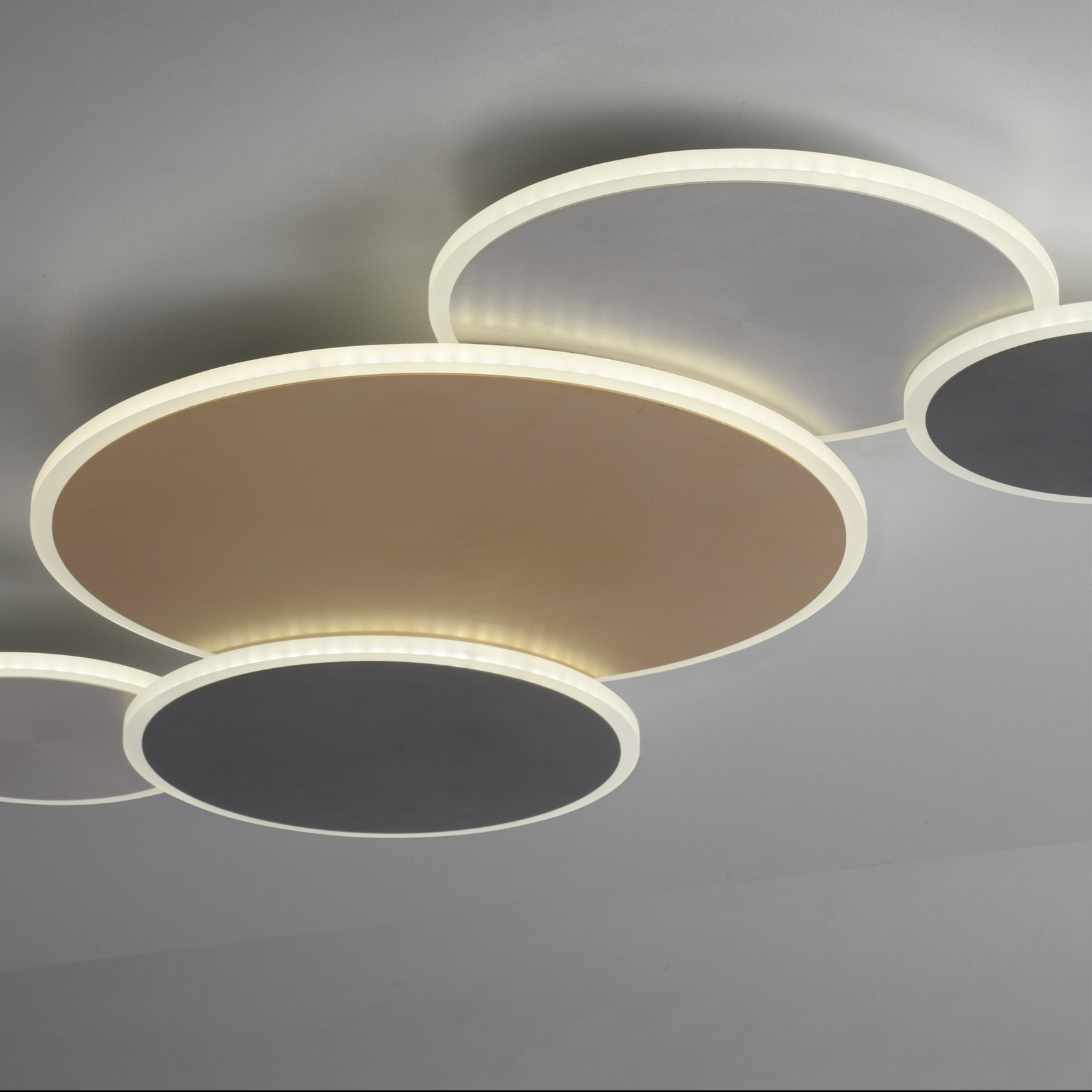 Candeeiro de teto Paul Neuhaus Q-Piato LED, cinco lâmpadas