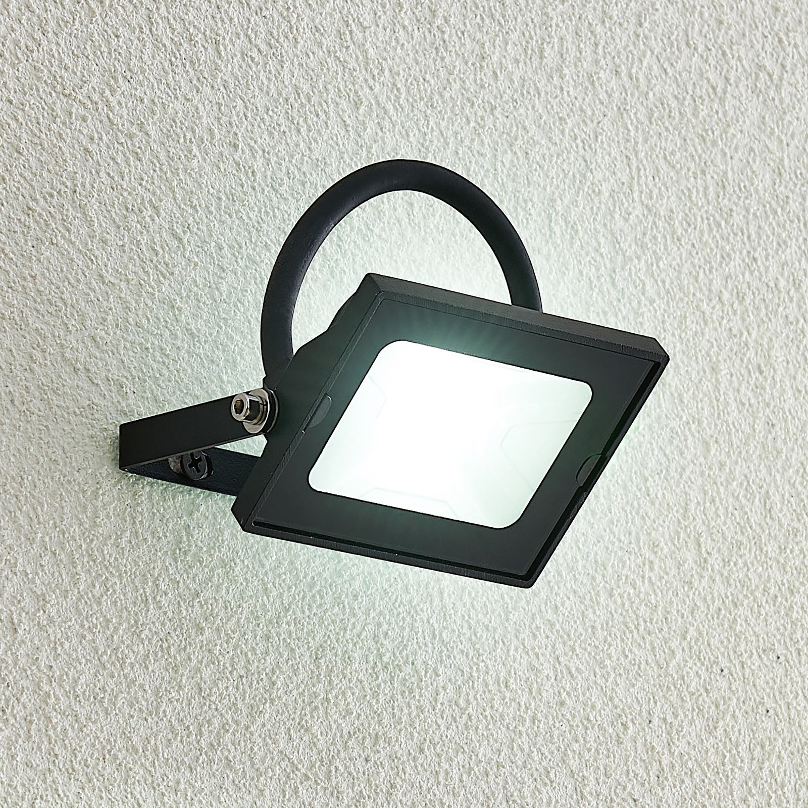 Lindby Aine LED-utomhusspot svart 7,4 cm