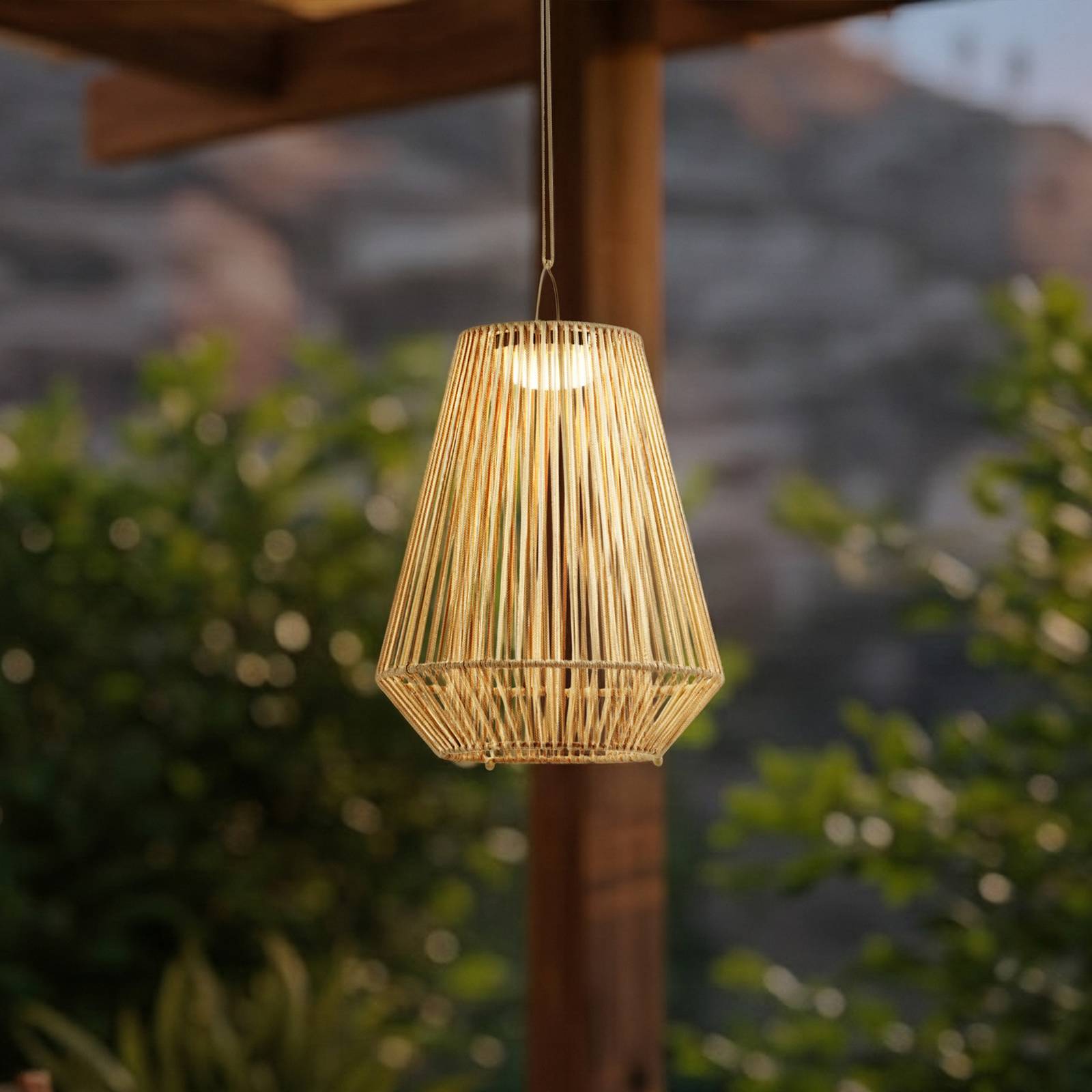 Lindby Lindby LED solární závěsná lampa Austas, béžová, Ø 32 cm, USB, IP54