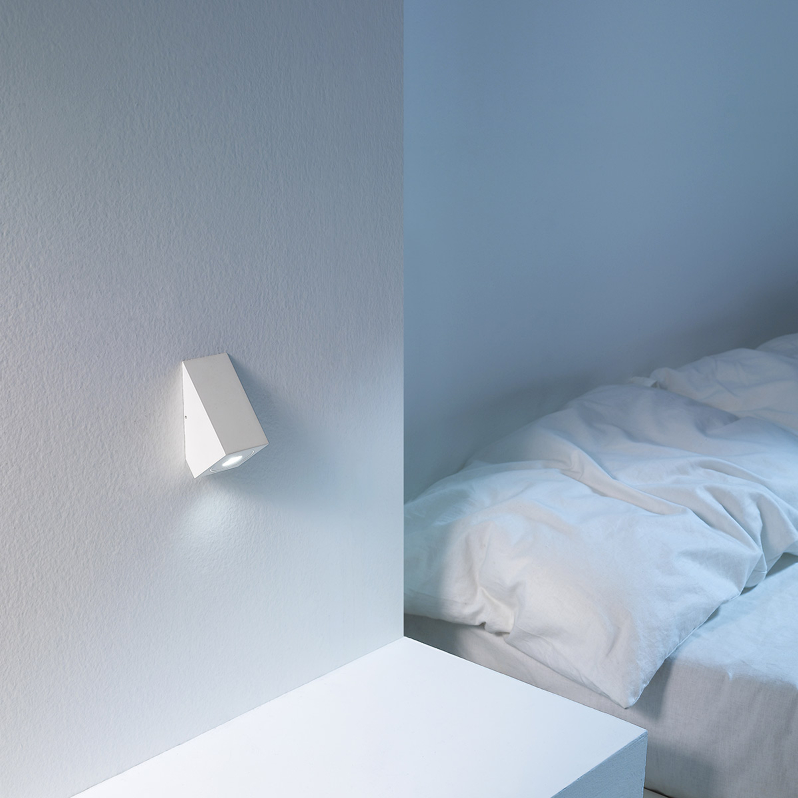 ICONE Da Do - candeeiro de parede LED versátil em branco