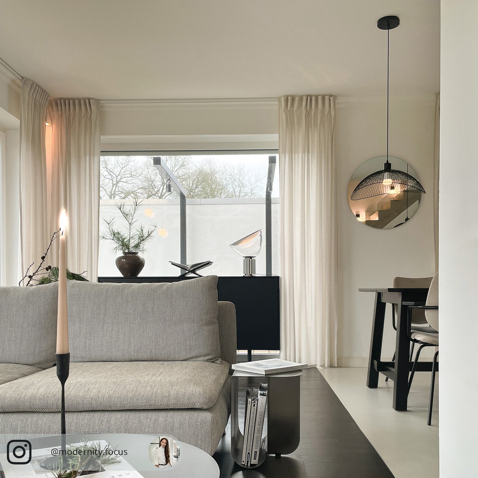 Taccia LED Stolní Lampa Small Silver - Flos