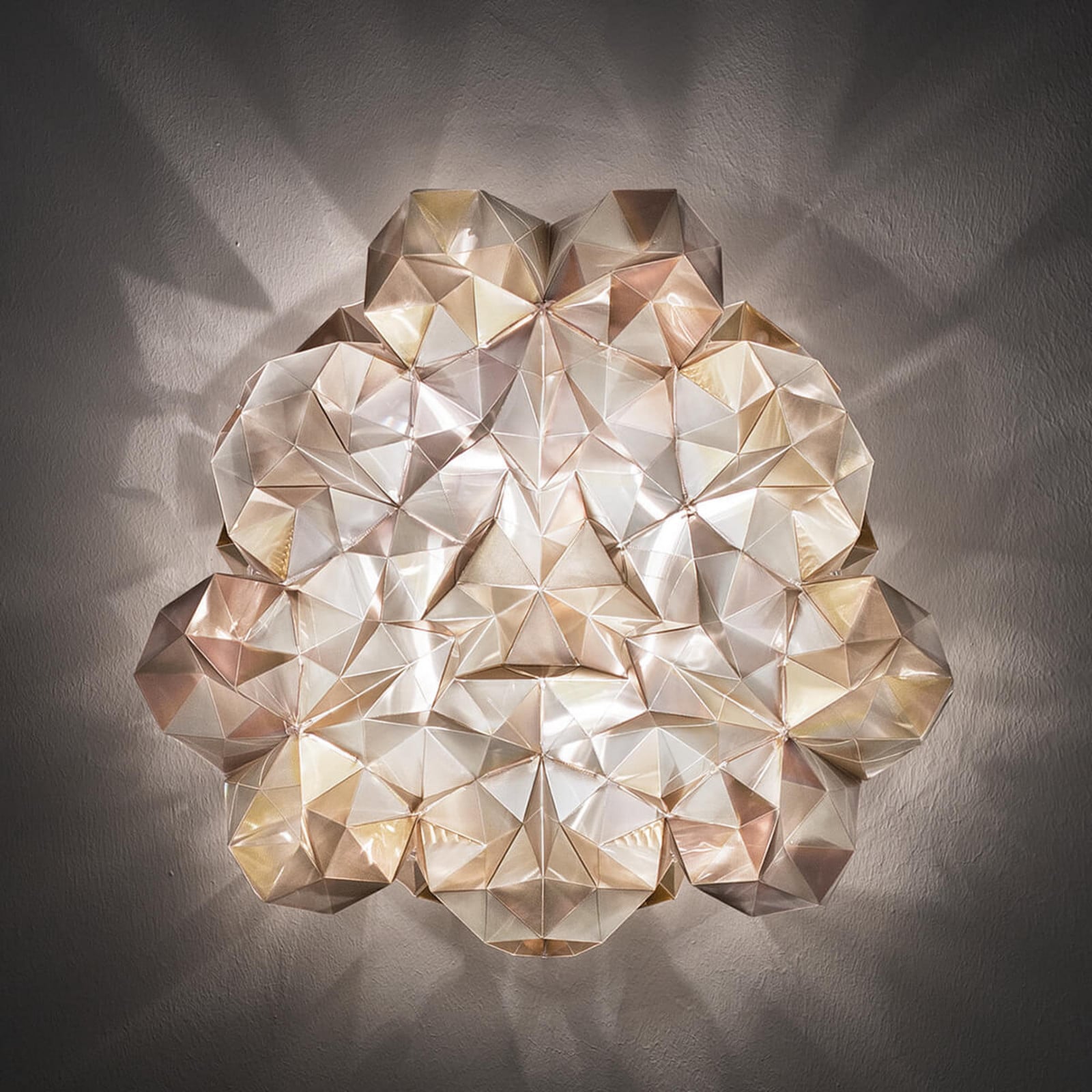 Drusa loftlampe cremefarvet Slamp - Stue - Design - Plastik - Rund