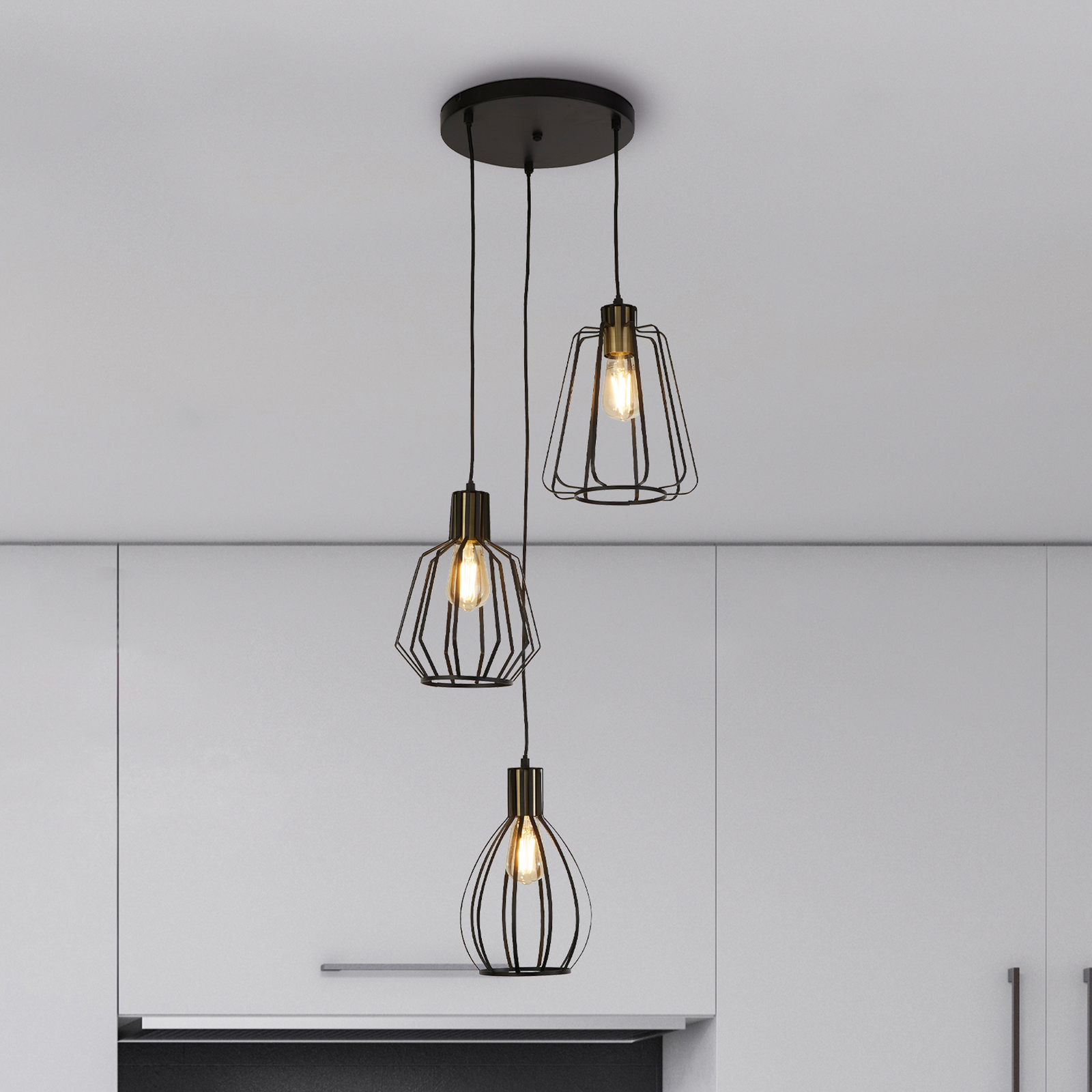 Hängeleuchte Senator, schwarz/messingfarben, Ø 45 cm, 3fl.