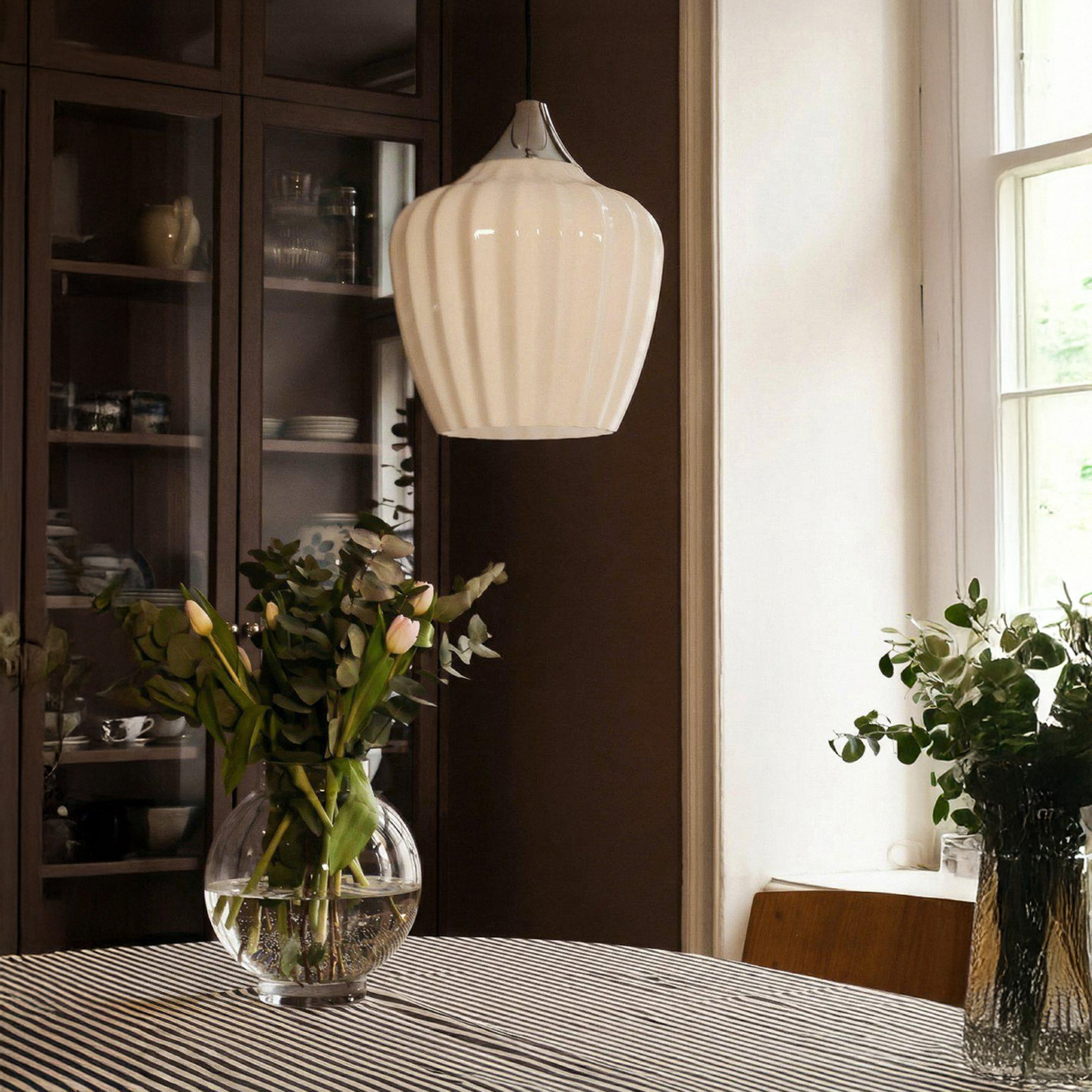 Ripplamp Amalfi, opaalvalge, Ø 25 cm, klaas, E27, pistik Ripplamp Amalfi, opaalvalge, Ø 25 cm, klaas, E27, pistik