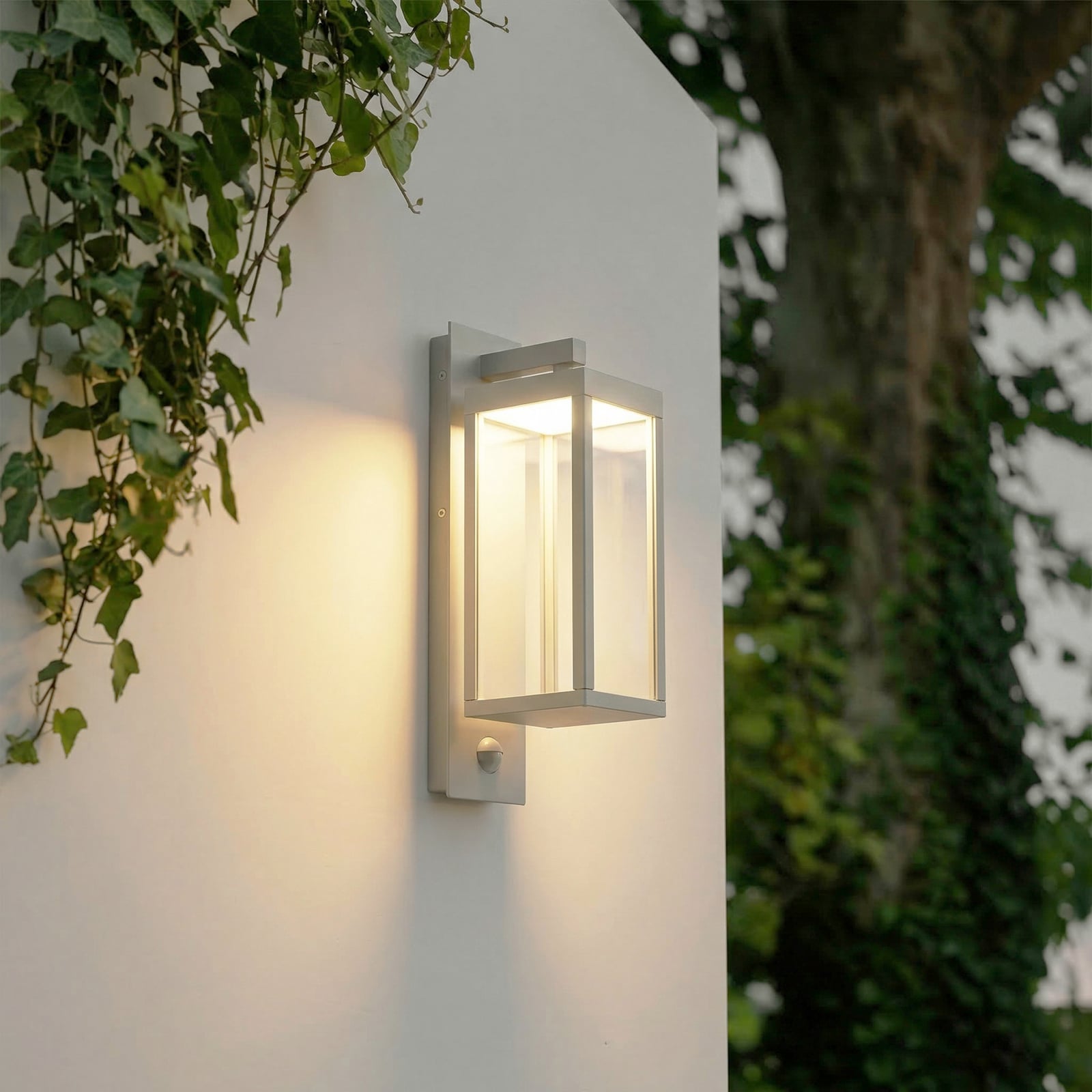 Ferdinand LED buiten wandlamp, sensor, aluminium, lichtgrijs, IP54 - Lucande Ferdinand LED buiten wandlamp, sensor, aluminium, lichtgrijs, IP54 - Lucande