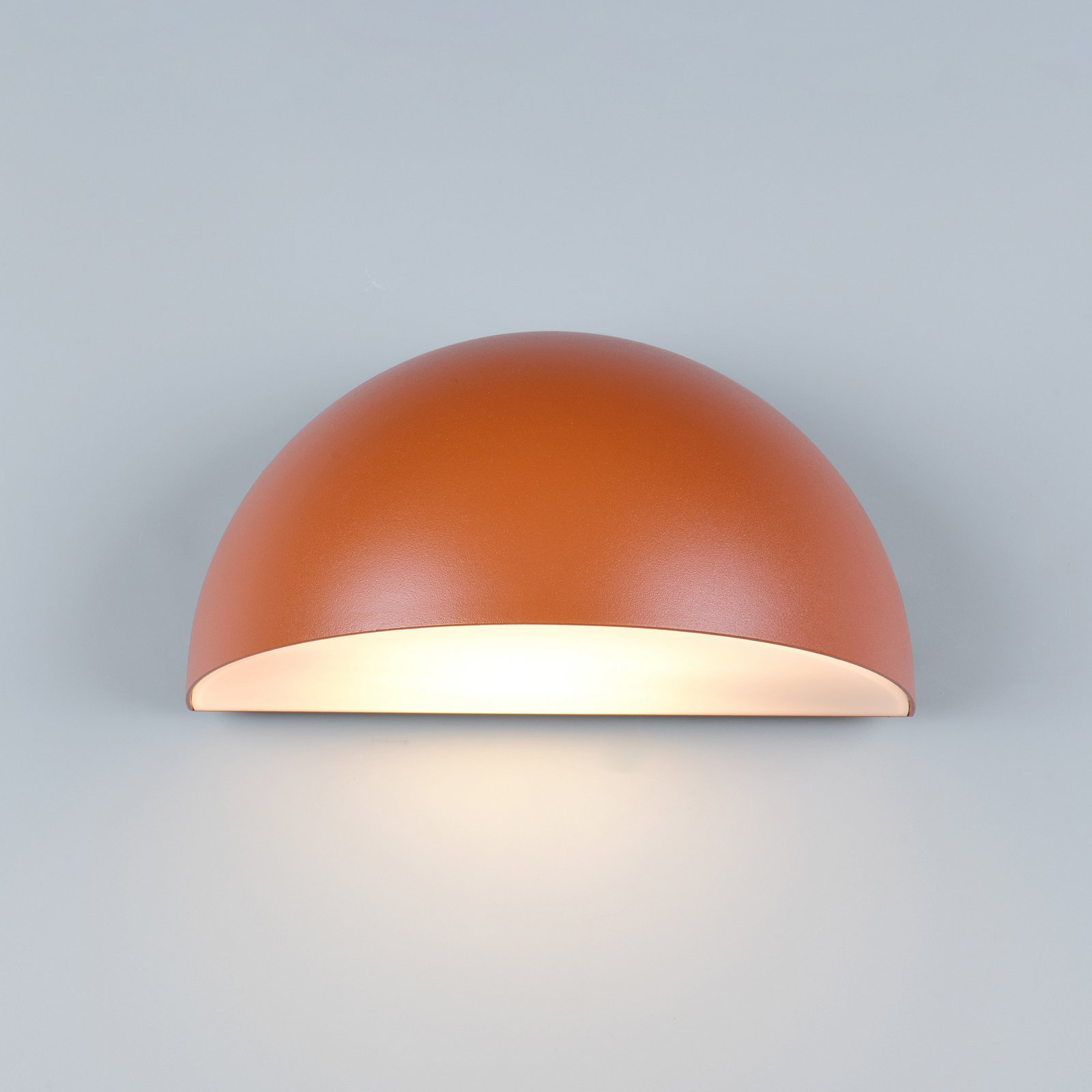 Maas outdoor wall light, apricot, die-cast aluminium, E27