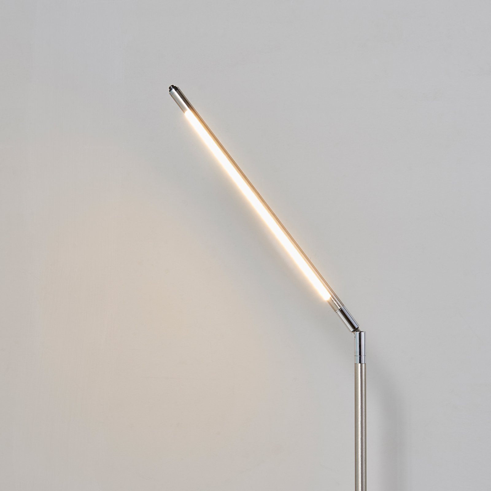 Minimalistisk LED-stålampe Jabbo til lesing