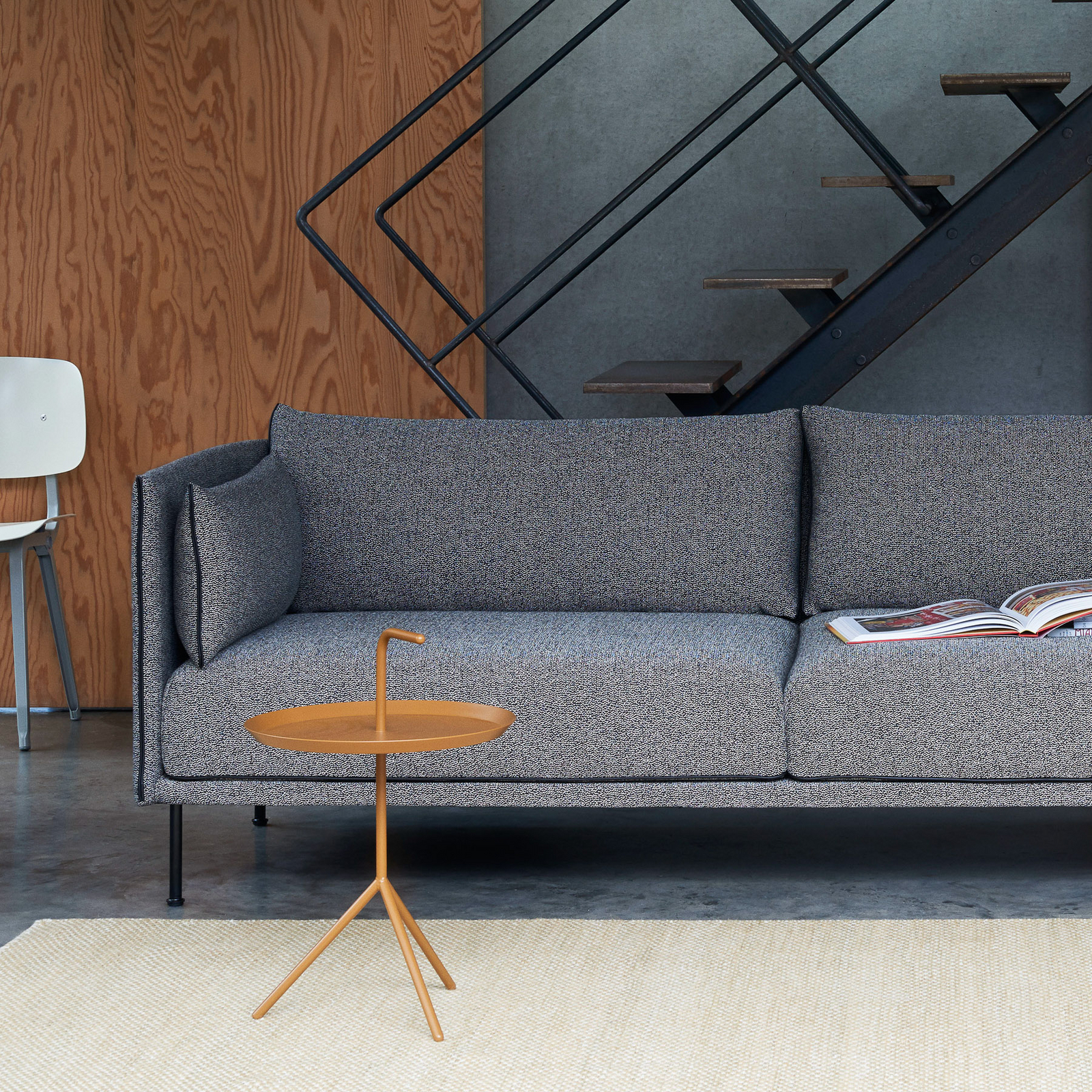 DLM sidobord, ljusbrunt, höjd 56 cm, stål - HAY DLM sidobord, ljusbrunt, höjd 56 cm, stål - HAY