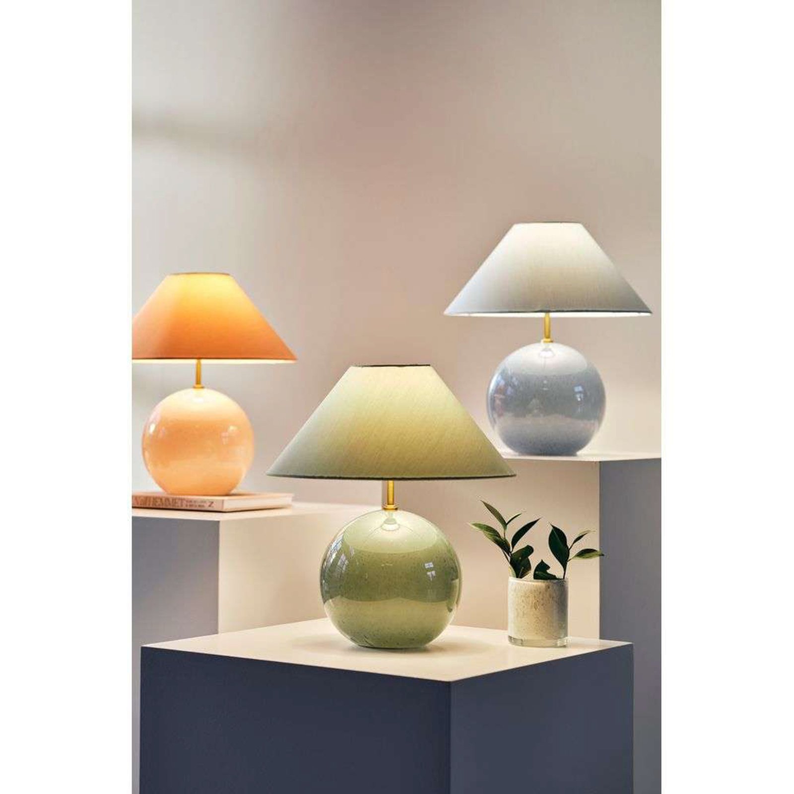 Globen Lighting Tischleuchte IRIS, grün, Höhe 39 cm Globen Lighting Tischleuchte IRIS, grün, Höhe 39 cm