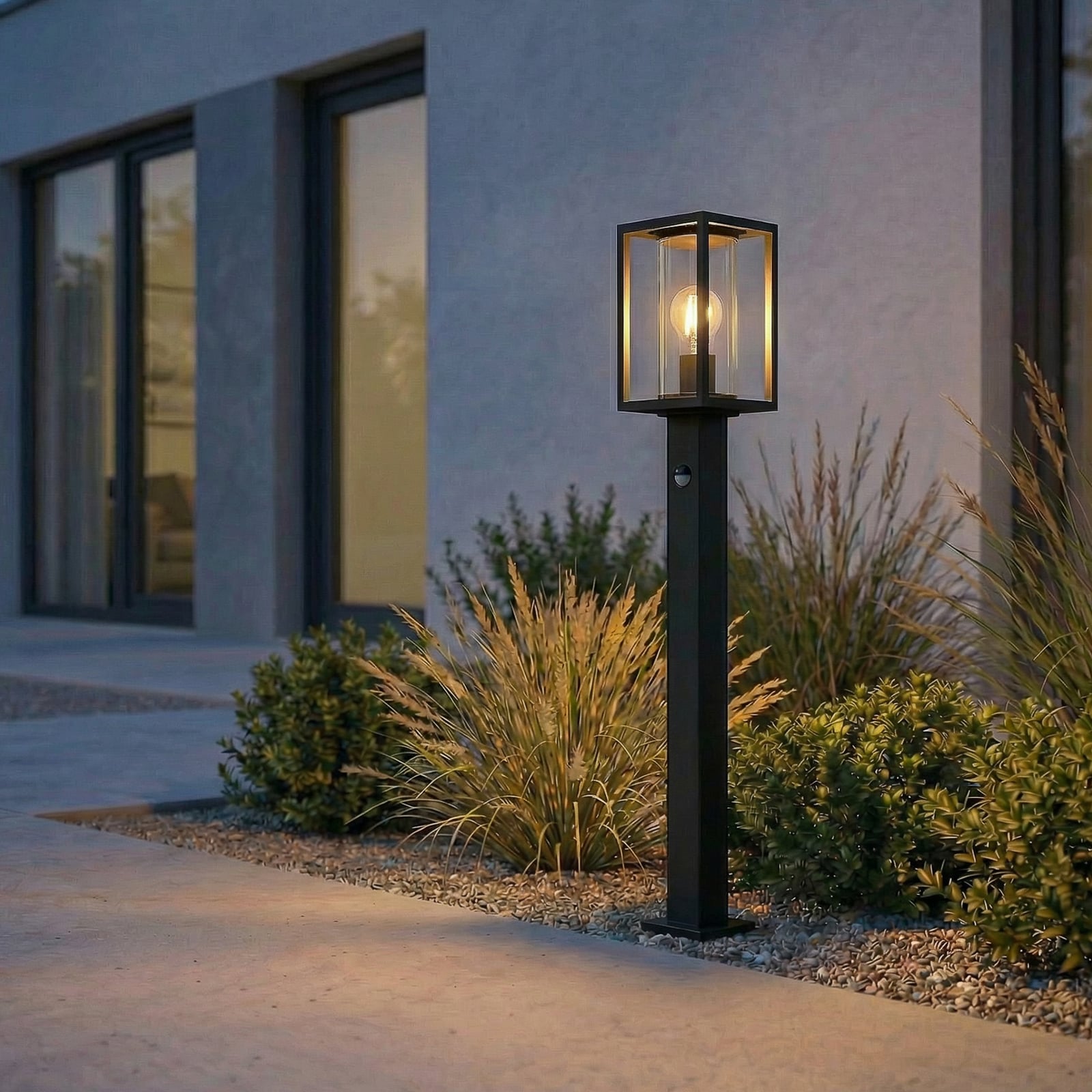 Lucande Borne lumineuse Ferda, 100 cm, détecteur, anthracite, IP44