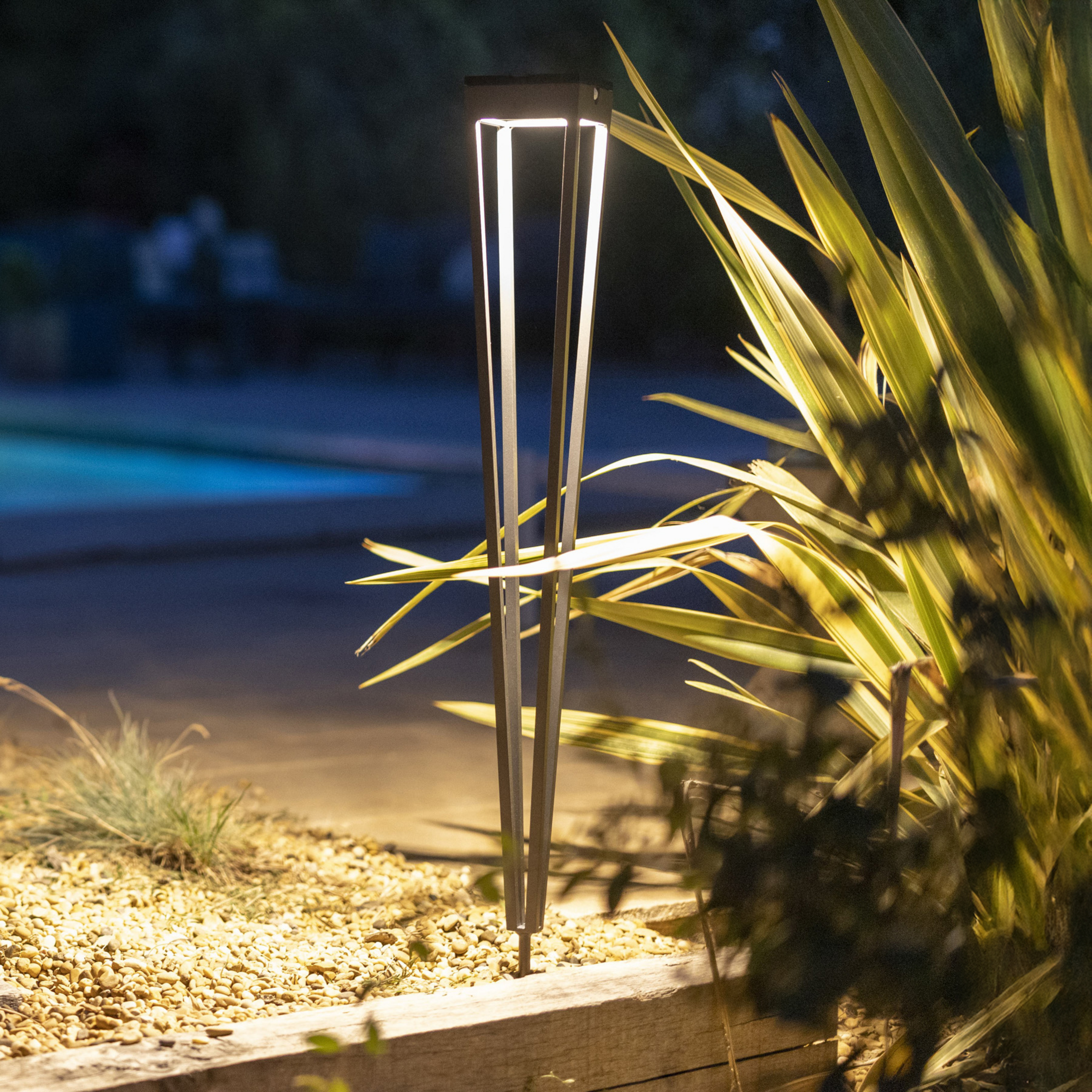 Les Jardins LED ηλιακός φακός Tinka, γκρι, 90 cm, ακίδα εδάφους