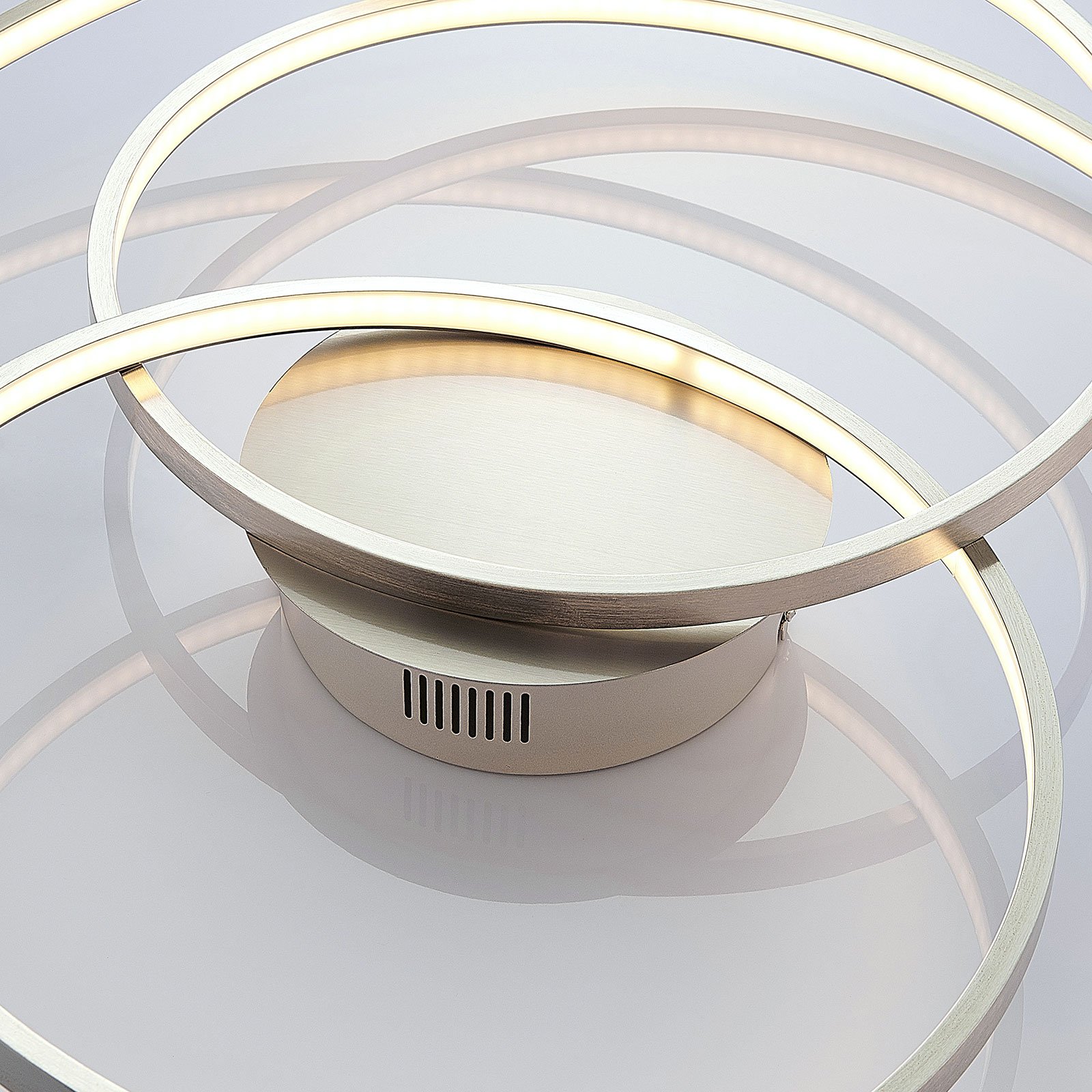 Ronka Taklampe Nickel - Lindby