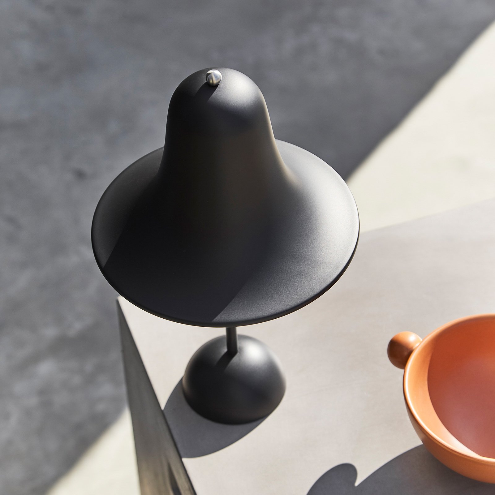 Pantop Portable Taffellamp Matt Black - Verpan