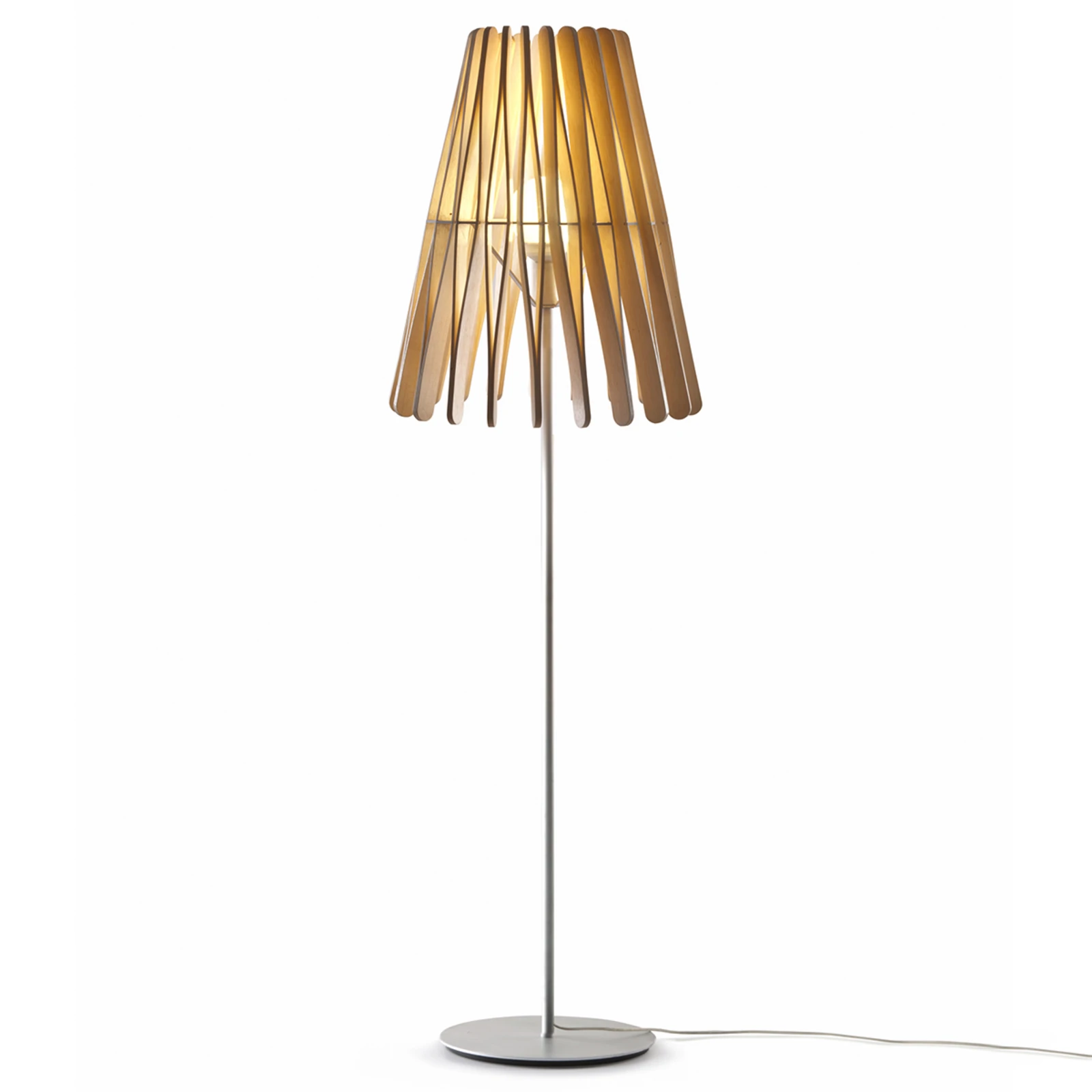 Drvena podna lampa Fabbian Stick, stožasta