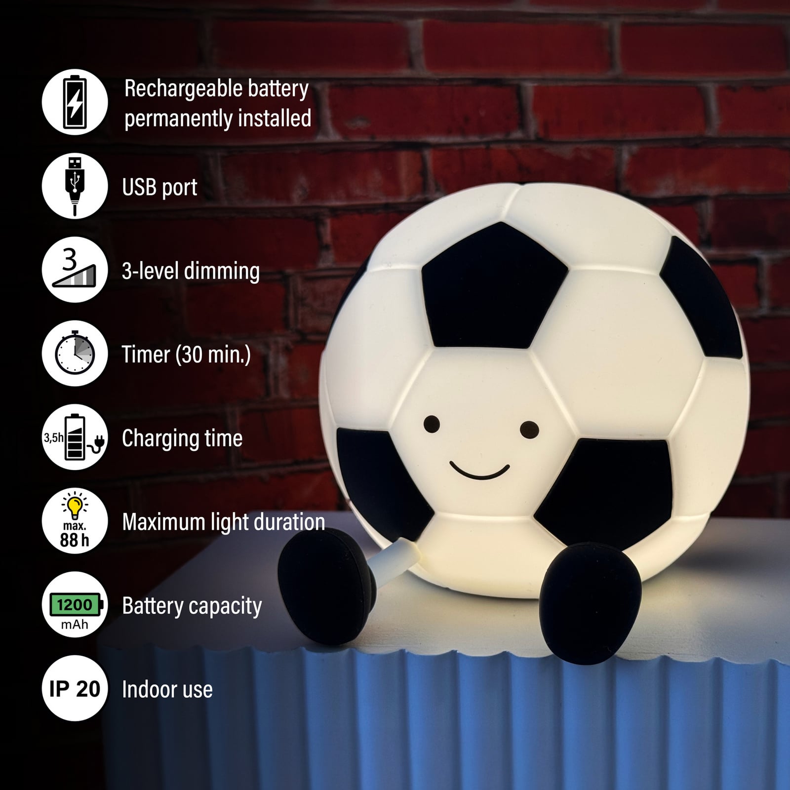 LED-Akkulampe Fußball Kalle, weiß-schwarz, Länge 14 cm LED-Akkulampe Fußball Kalle, weiß-schwarz, Länge 14 cm