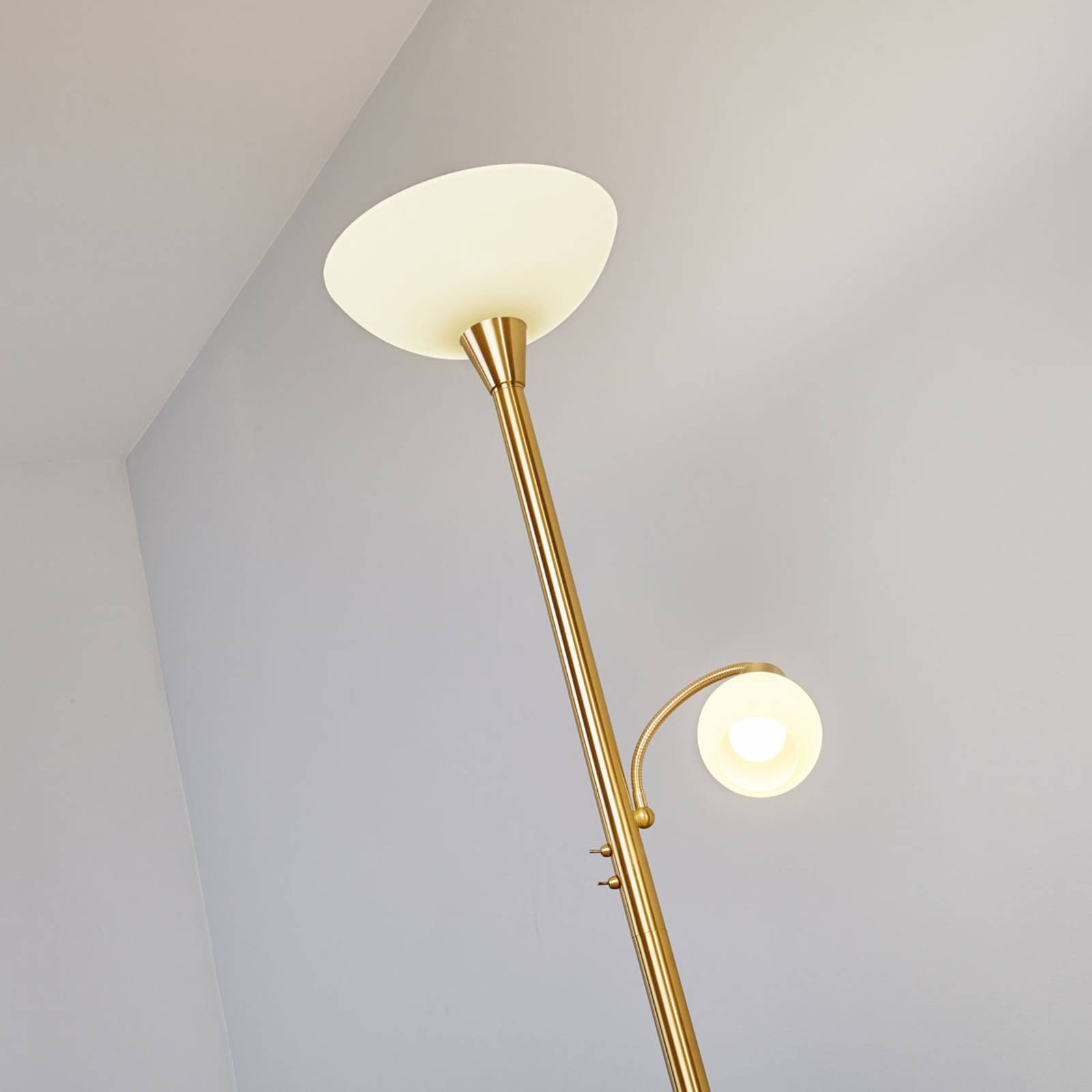 Lampa podłogowa Lindby Elaina, lampka do czytania, kolor mosiądz, 183cm E27