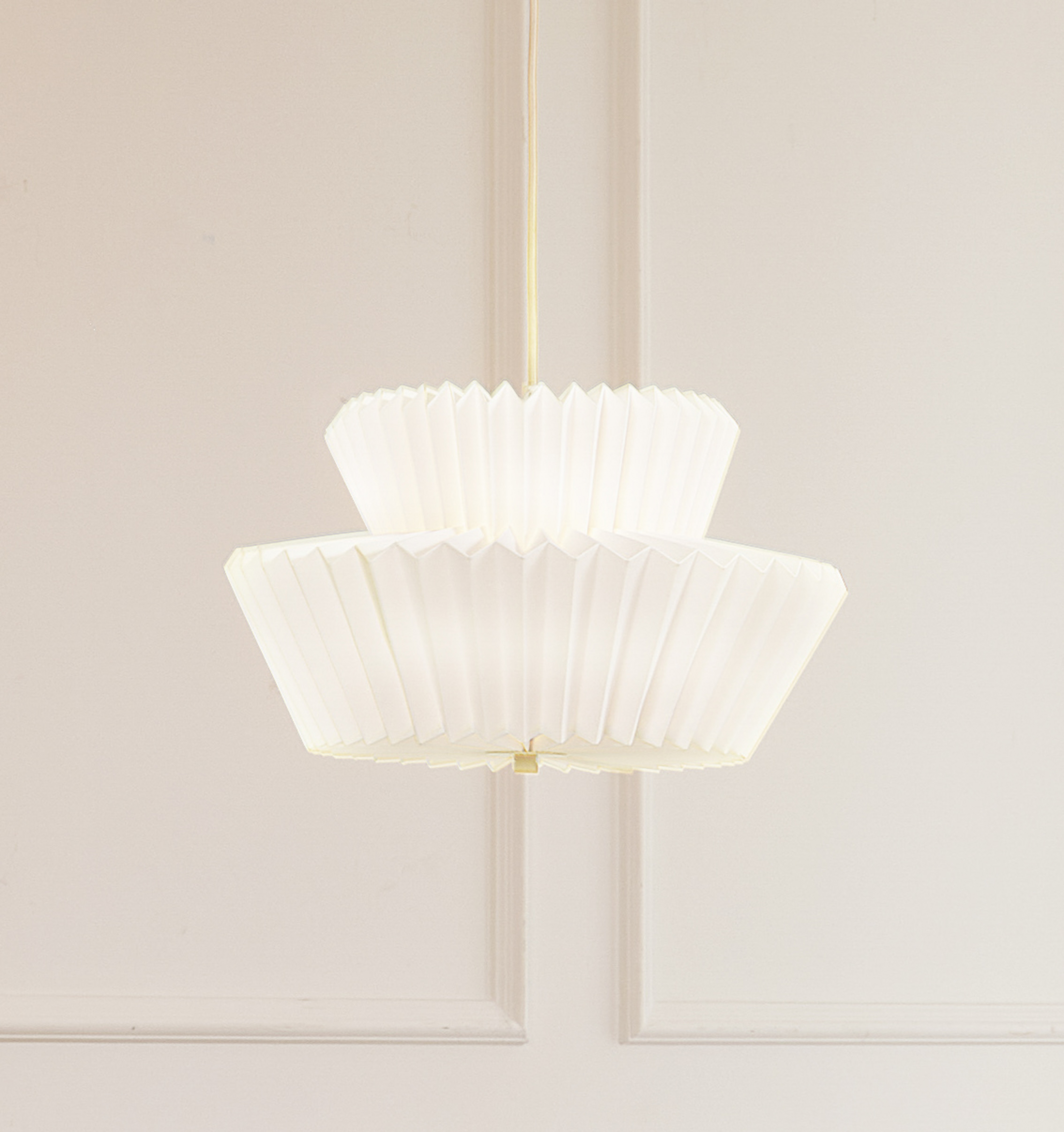 Lindby Hängeleuchte Magali, weiß, Papier, Ø 45 cm, E27