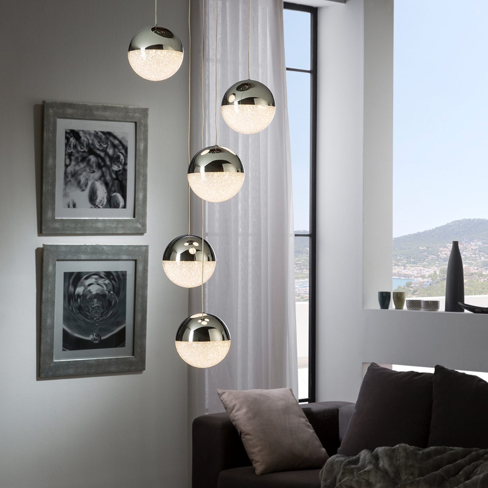 Sphere LED hanging light, 5-bulb, chrome