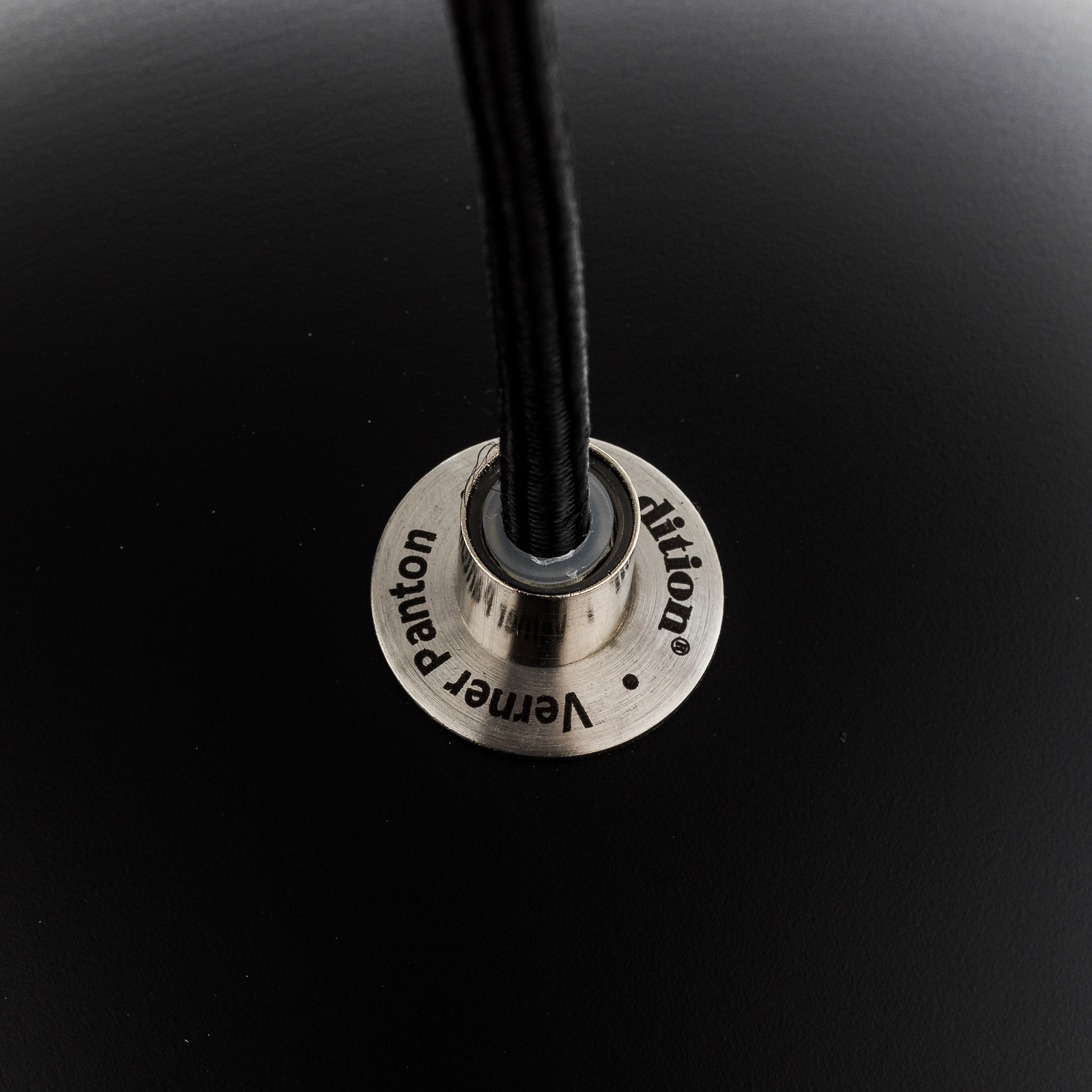 &Традиционна висяща лампа Topan VP6, Ø 21 cm, черен мат