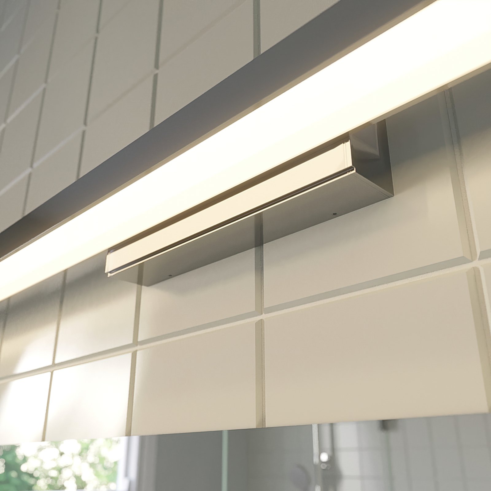 Alenia Aplique de Pared L120 White/Chrome - Lindby