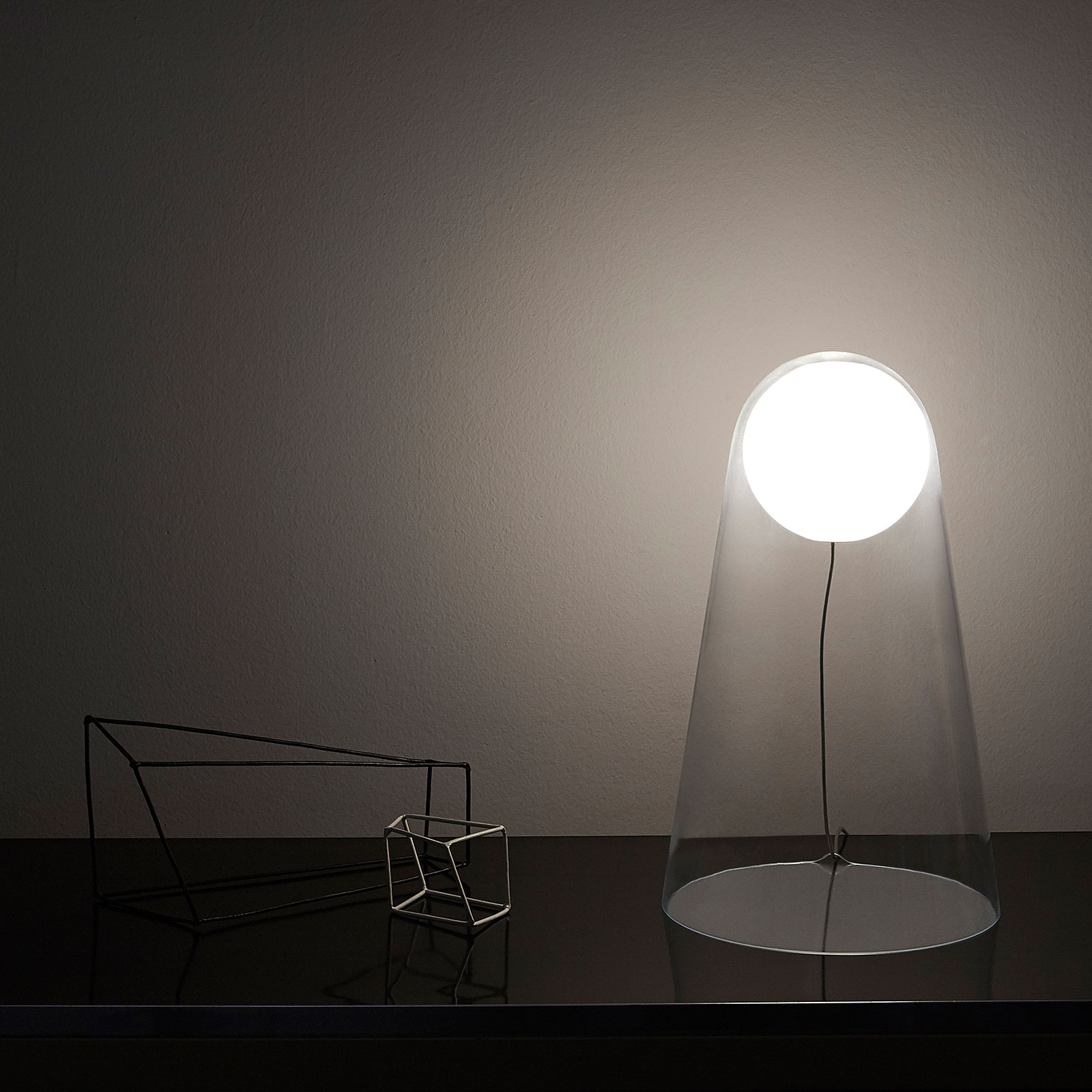 Foscarini Satellight LED glass table lamp dimmable