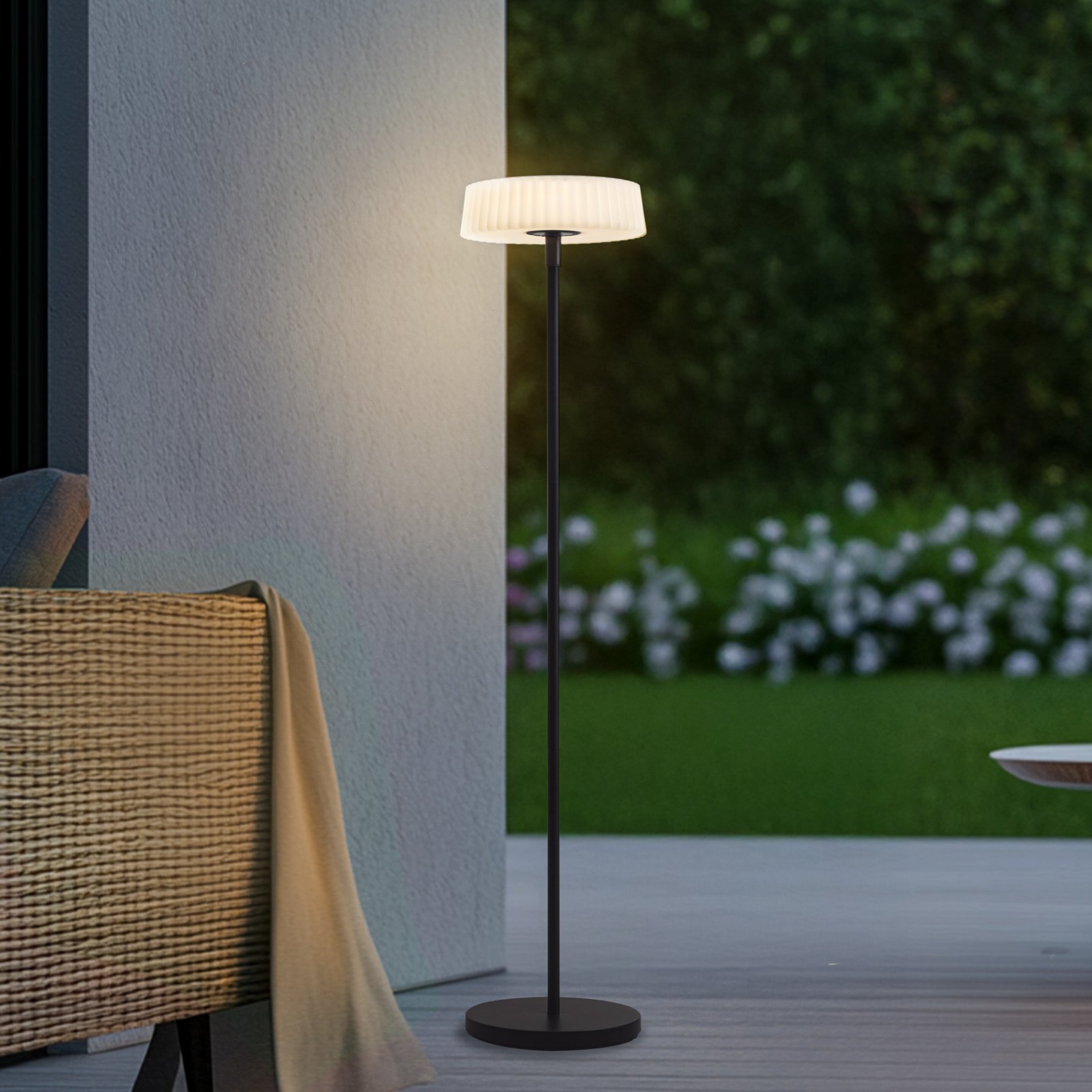 Samine Prenosné Solárny článok Stojacia lampa Dim. Čierna - Lindby