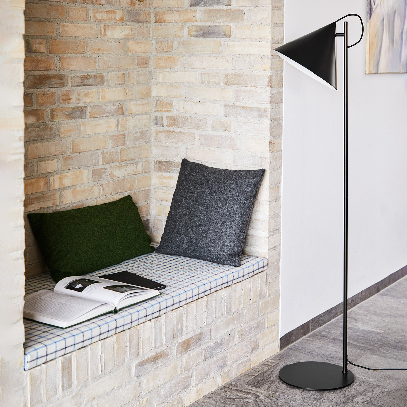 Benjamin Stojací Lampa Black - Frandsen