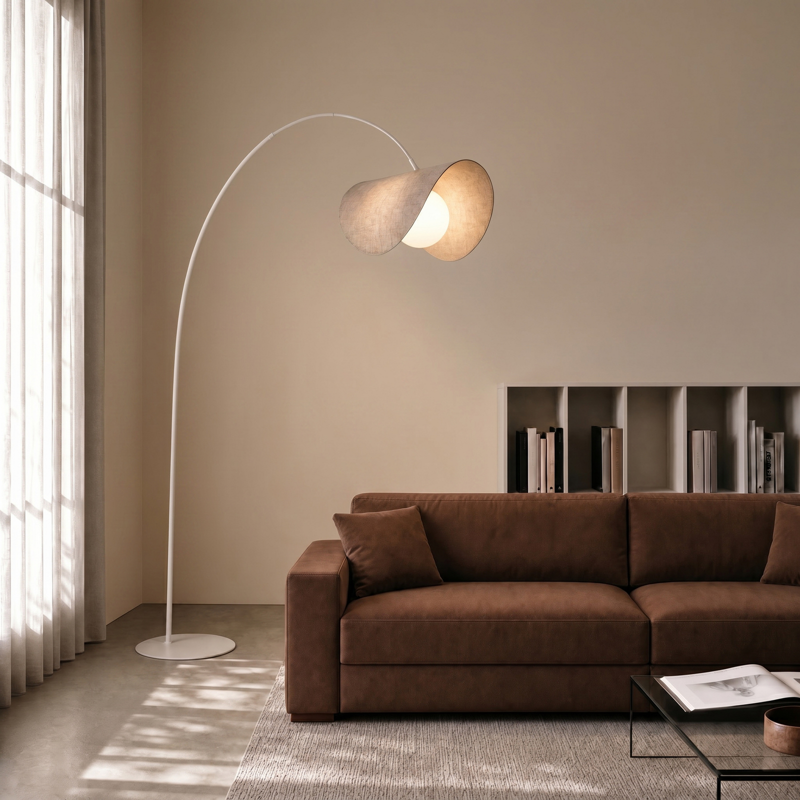 Lucande LED-Bogenleuchte Sansibar, beige, 180 cm, dimmbar