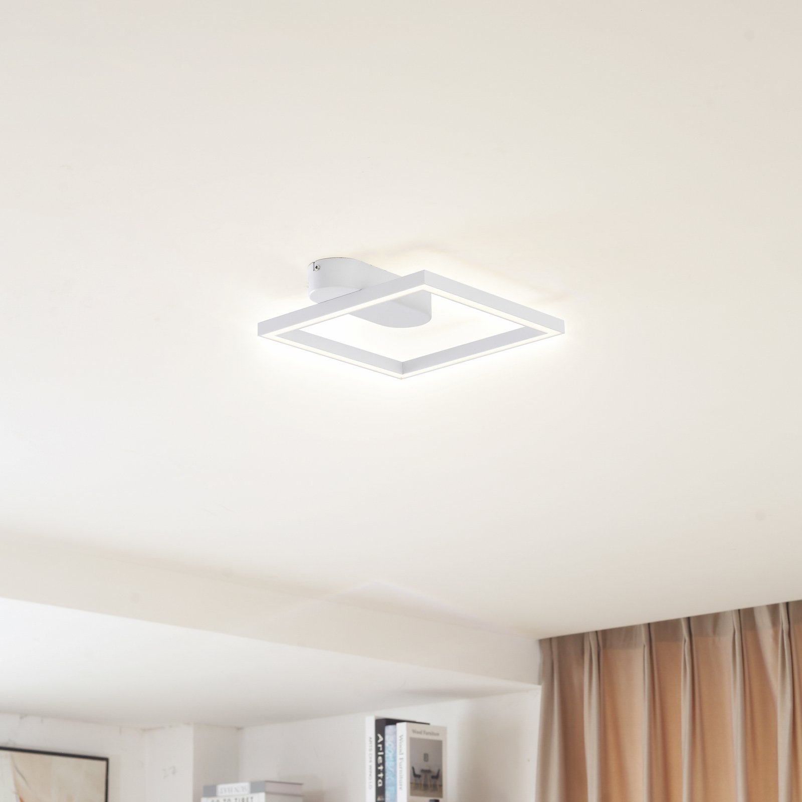 Yulla LED Plafond Vit - Lindby