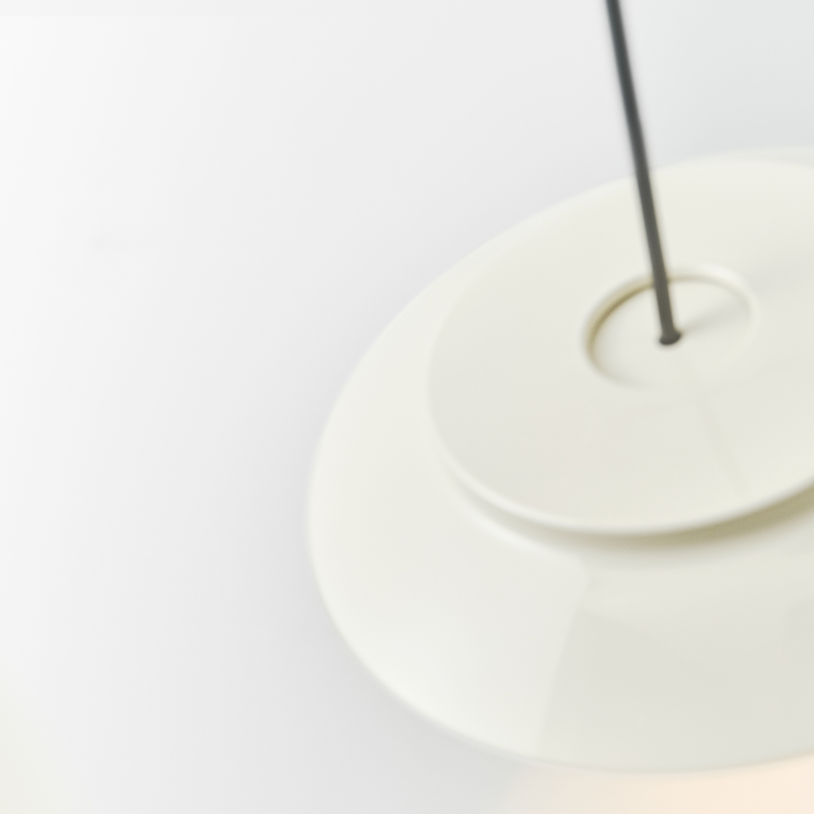 Lille 24 Hängelampe, leinenweiß, Aluminium, Ø 24 cm - Pholc