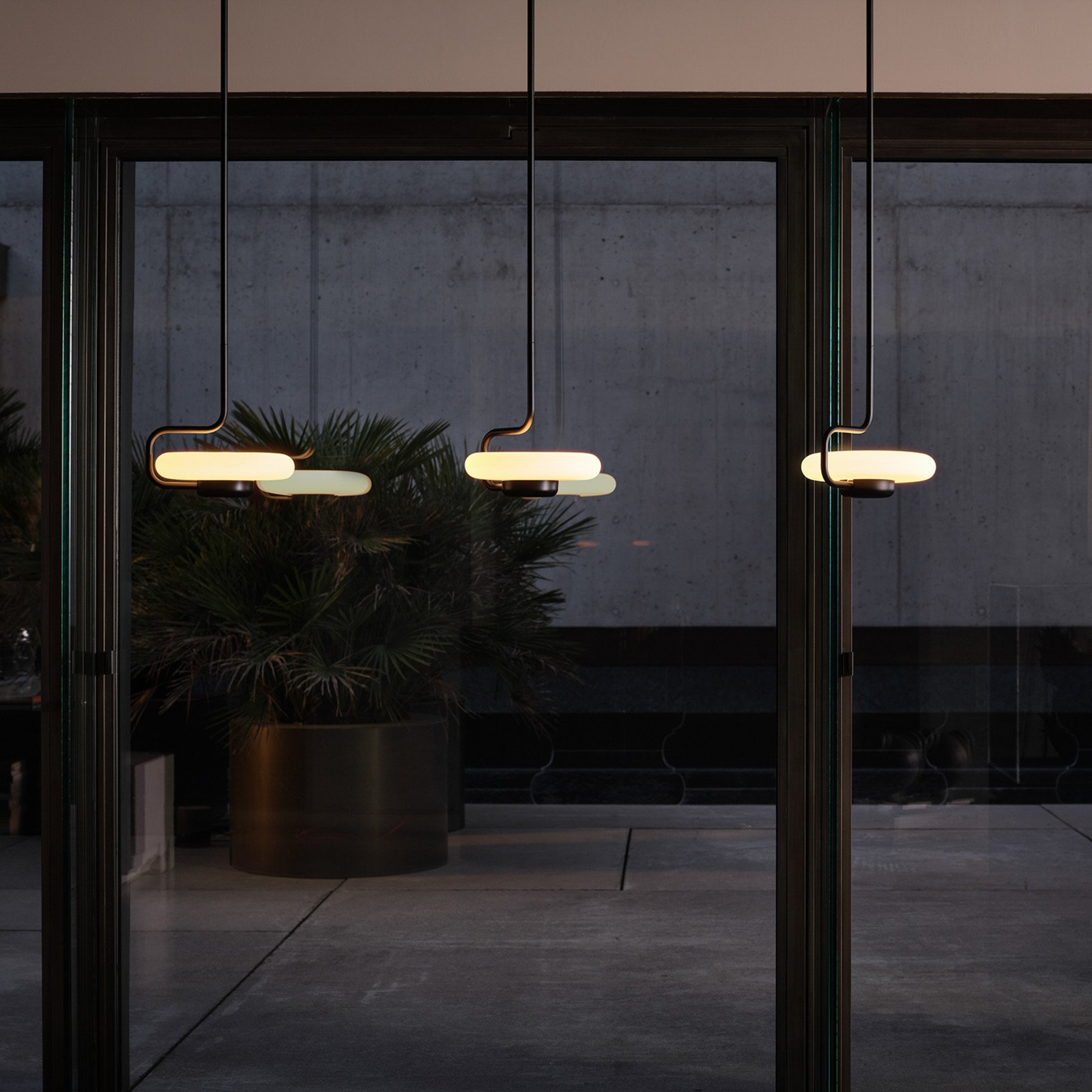 kdln Lampă suspendată LED TRATTO negru Ø 27 cm metal/sticlă - Camera de zi / sufragerie - Design - negru alb opal