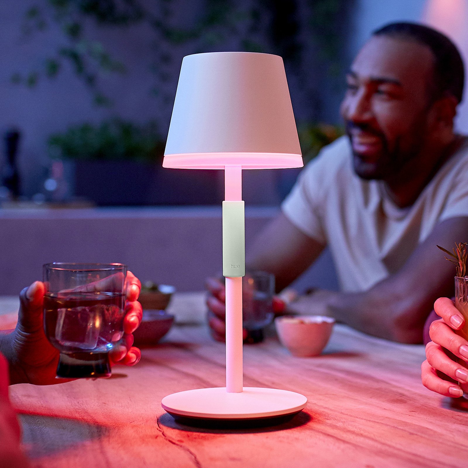 Hue Go Prijenosni Stolna lampa White&amp;Color Amb. Bijela - Philips Hue