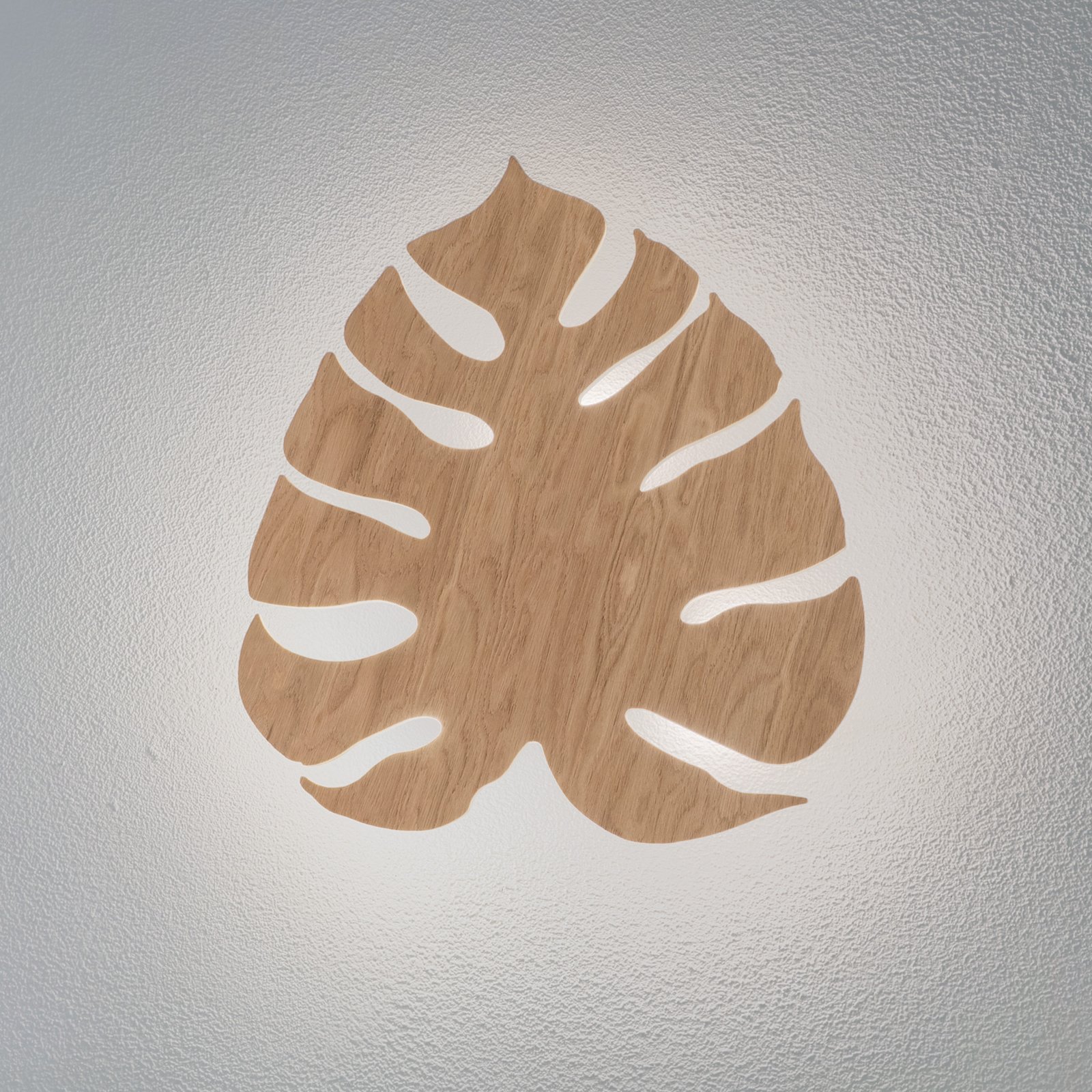 Envostar wall light Folah, leaf shape, light wood, 40 x 35 cm Envostar wall light Folah, leaf shape, light wood, 40 x 35 cm