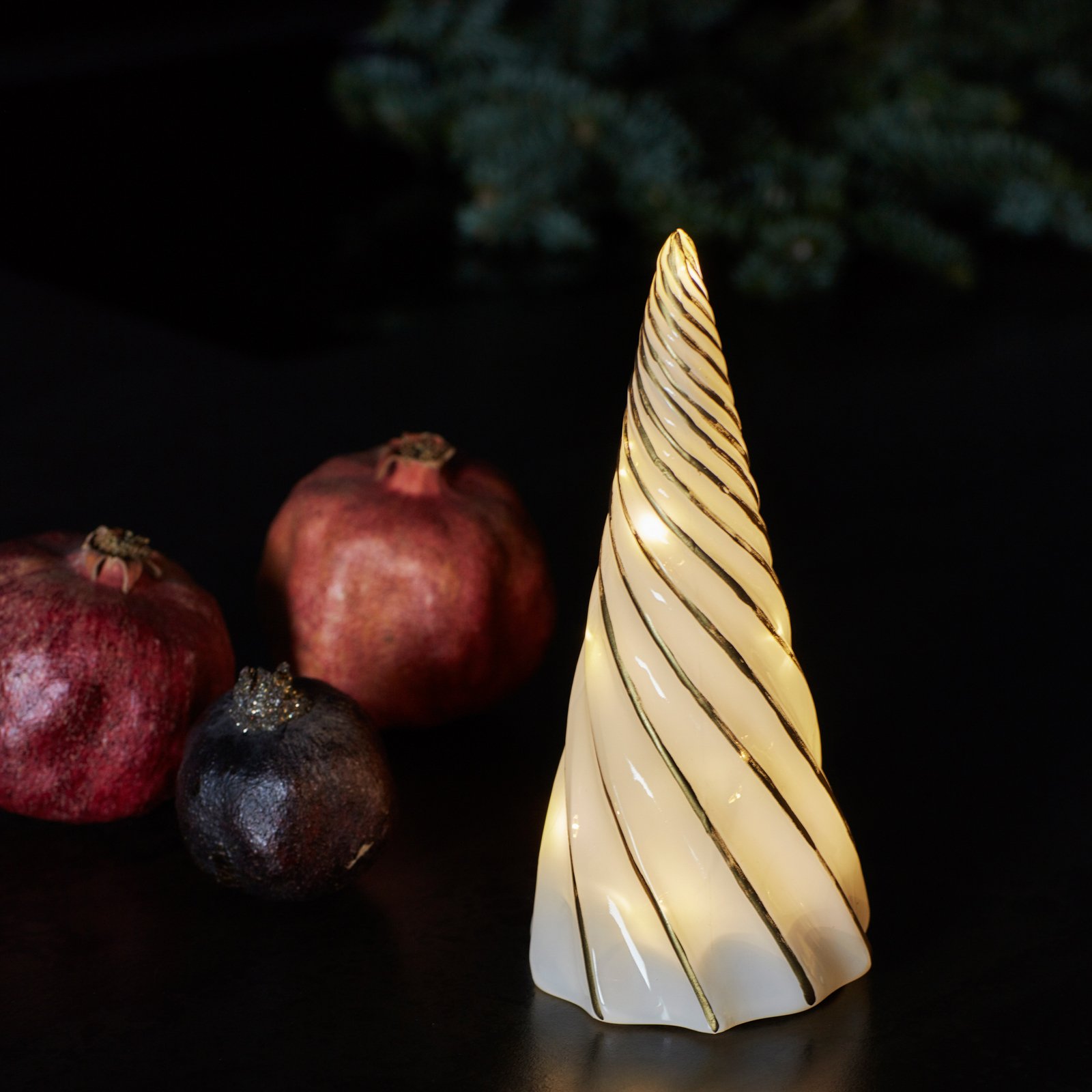 LED-Dekofigur Vilma, weiß/gold, Höhe 19 cm, Glas, Batterie LED-Dekofigur Vilma, weiß/gold, Höhe 19 cm, Glas, Batterie