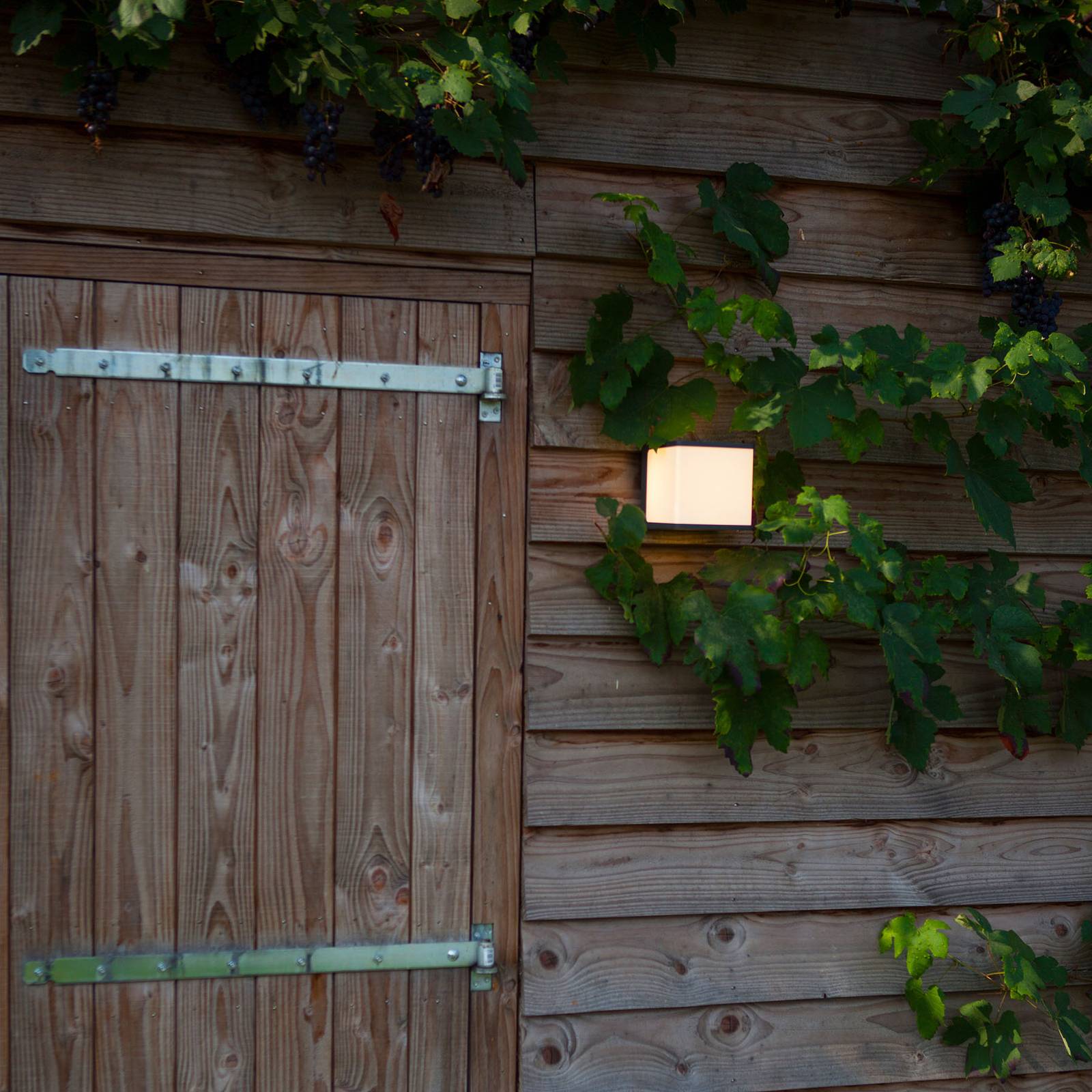 LUTEC LED venkovní nástěnné Doblo, kostka, 15 cm, 3 000K