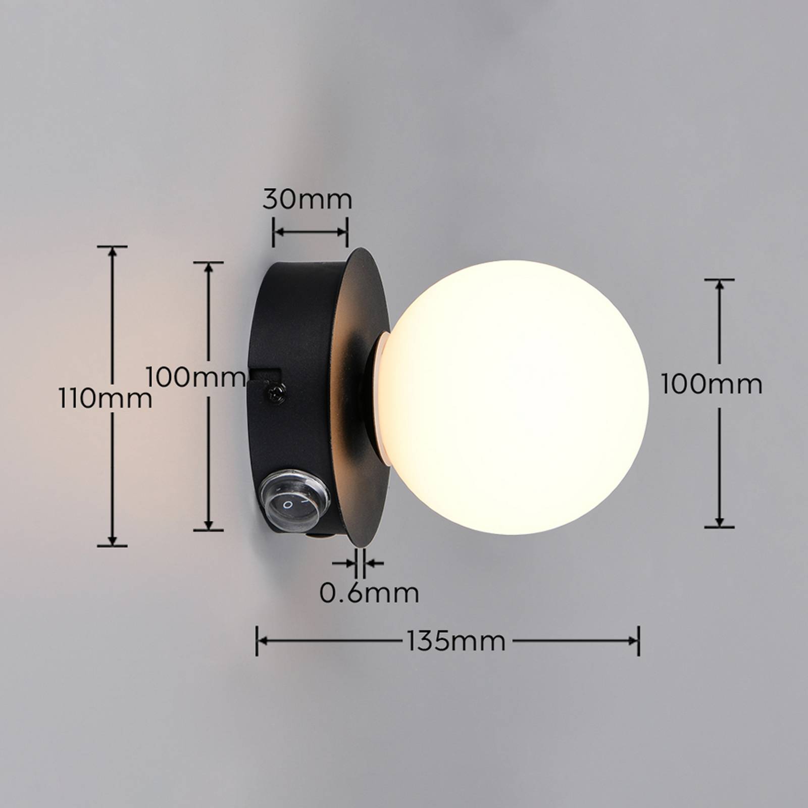 Vegglampe Alfio, Ø 11 cm, matt svart, metall/glass, IP44