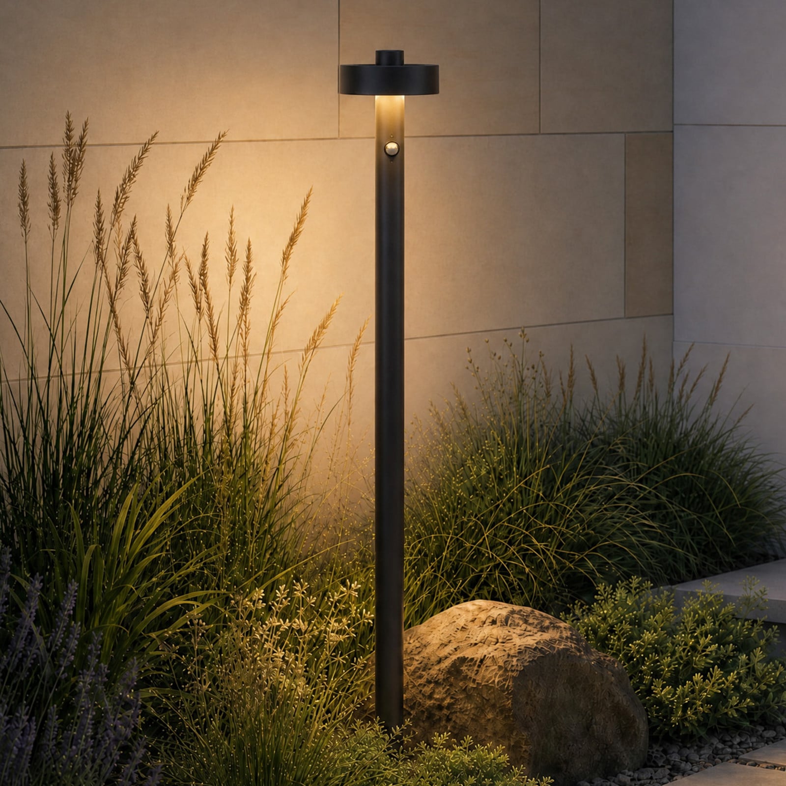 LED-gadelampe Nirella, sensor, 100 cm, sort, metal, IP65, CCT – Lucande - Moderne - Med én lyskilde