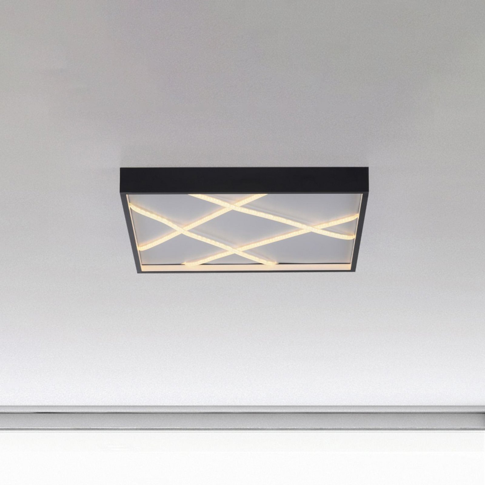JUST LIGHT. LED plafondlamp Mikado, 50 x 50 cm, zwart