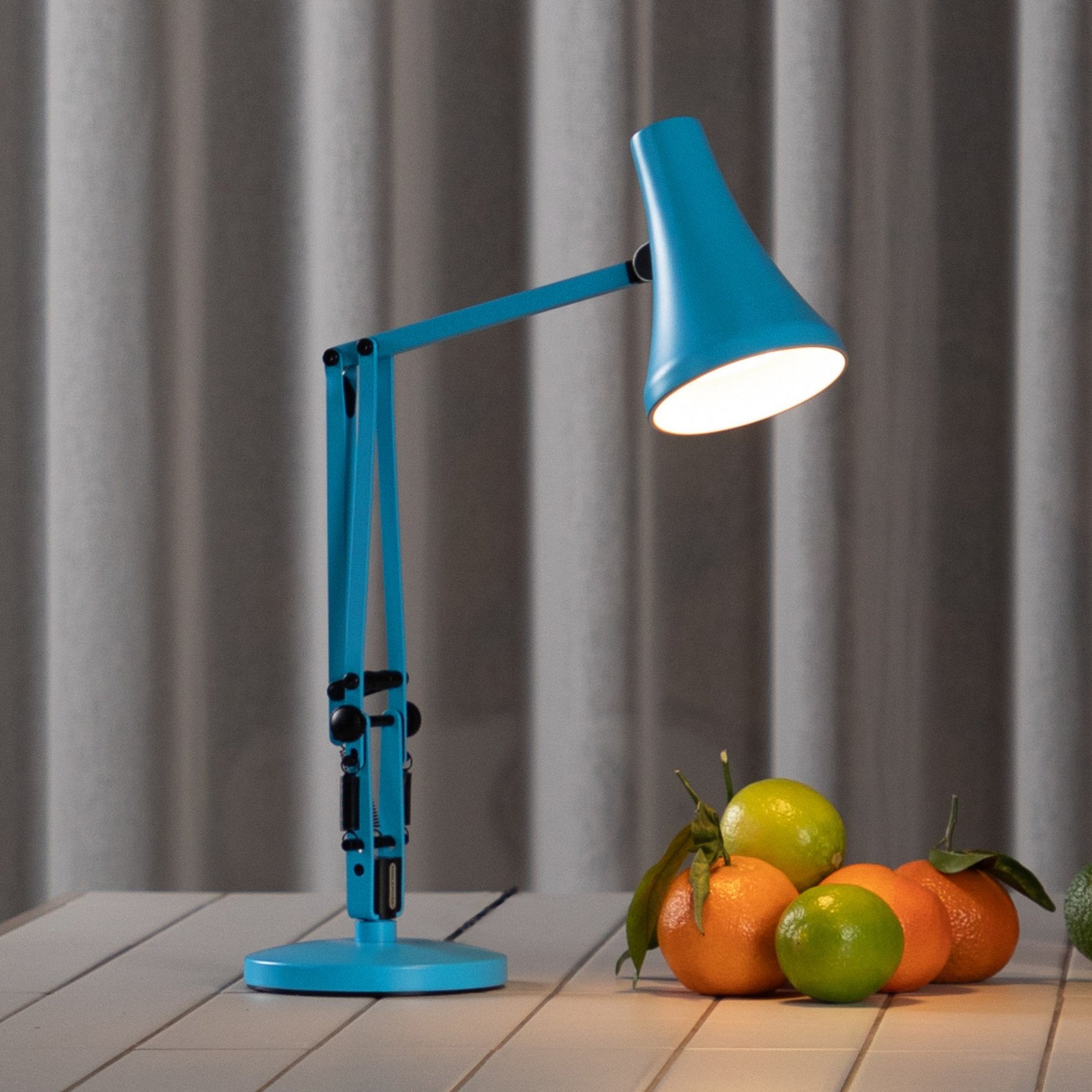 Lampa de masă LED Anglepoise 90 MINI MINI VIVID albastru turcoaz USB - Studiu / Birou - Design industrial - Metal
