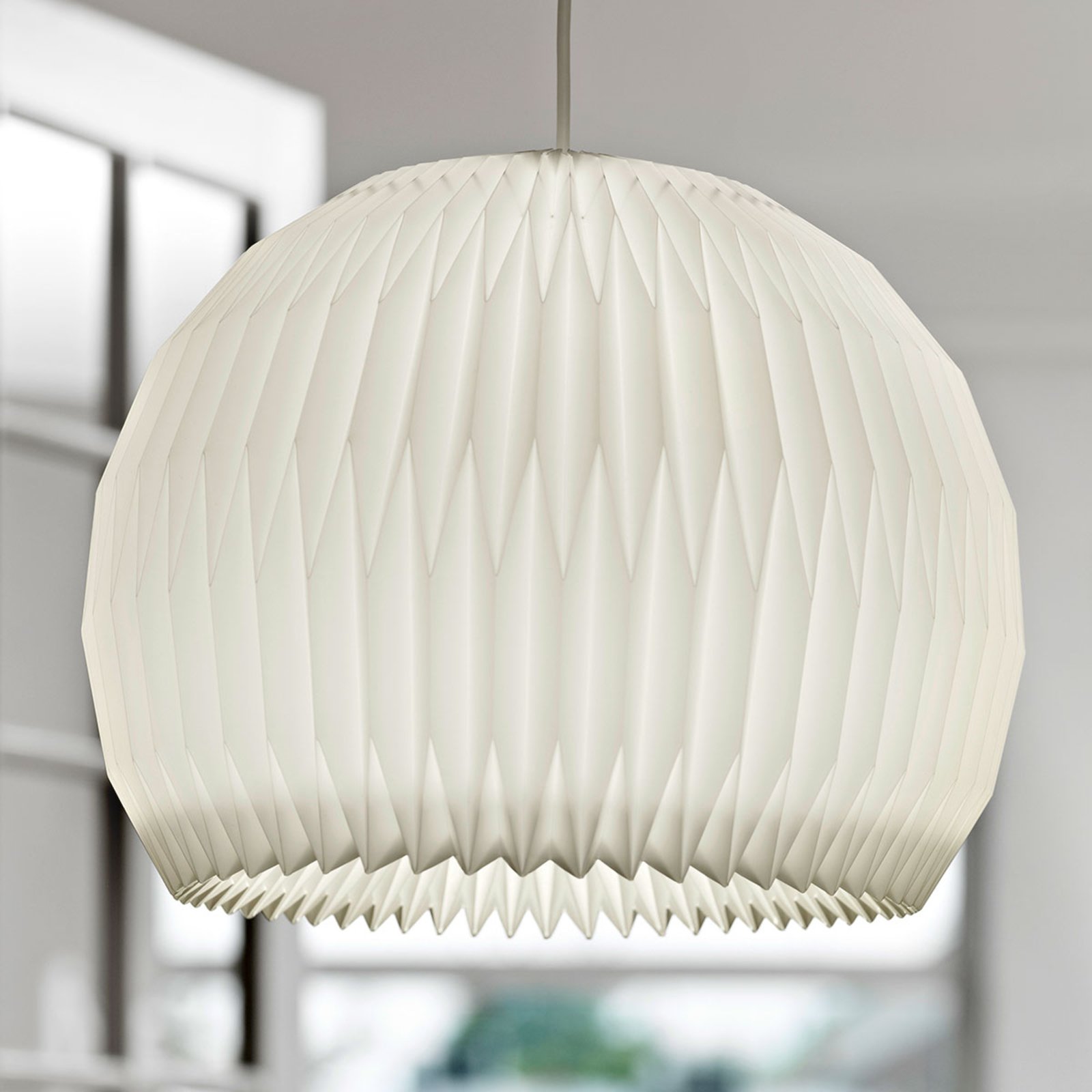 LE KLINT 147 – plastová závesná lampa, handmade