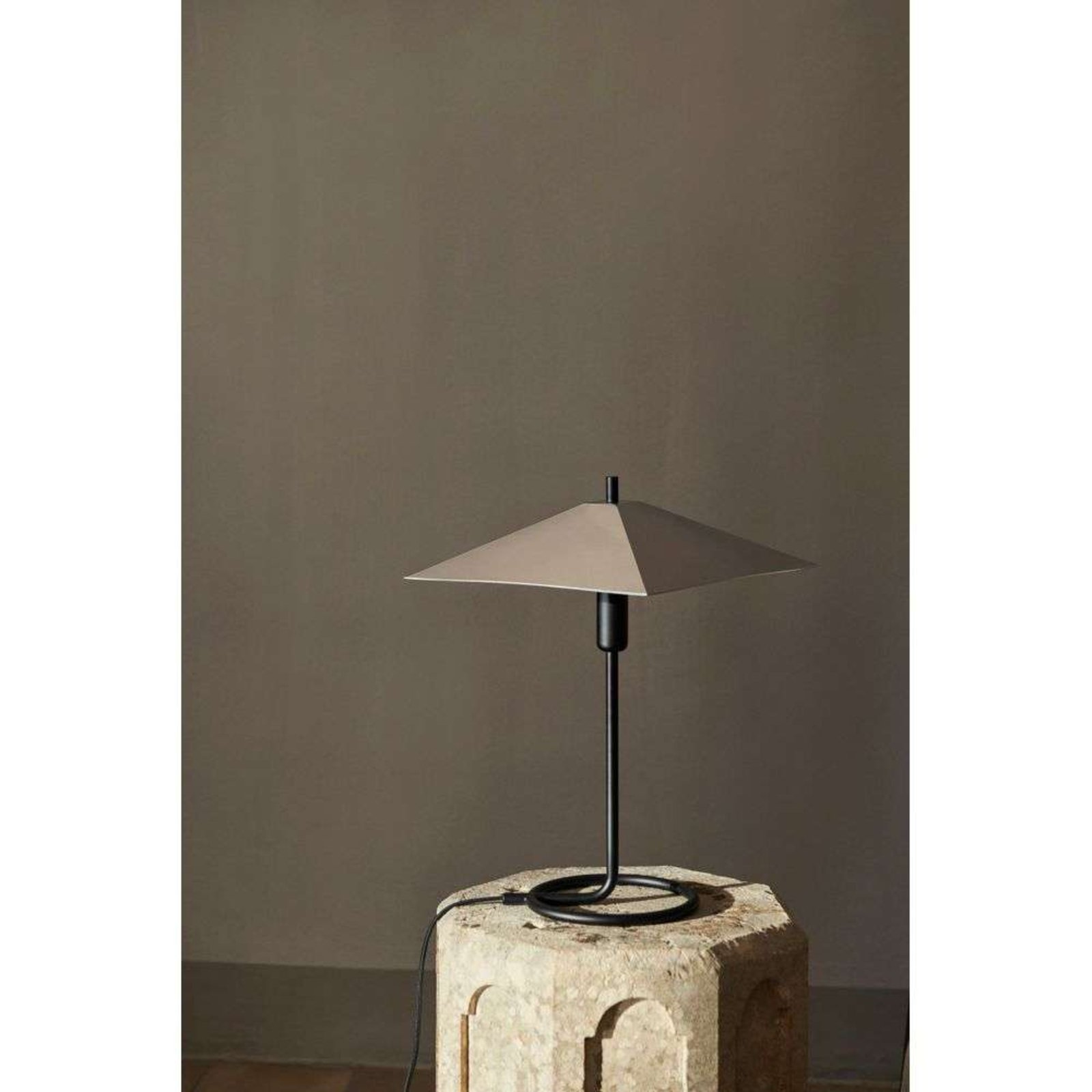 Filo Table Lamp Square Black/Mirror Polished - Ferm Living